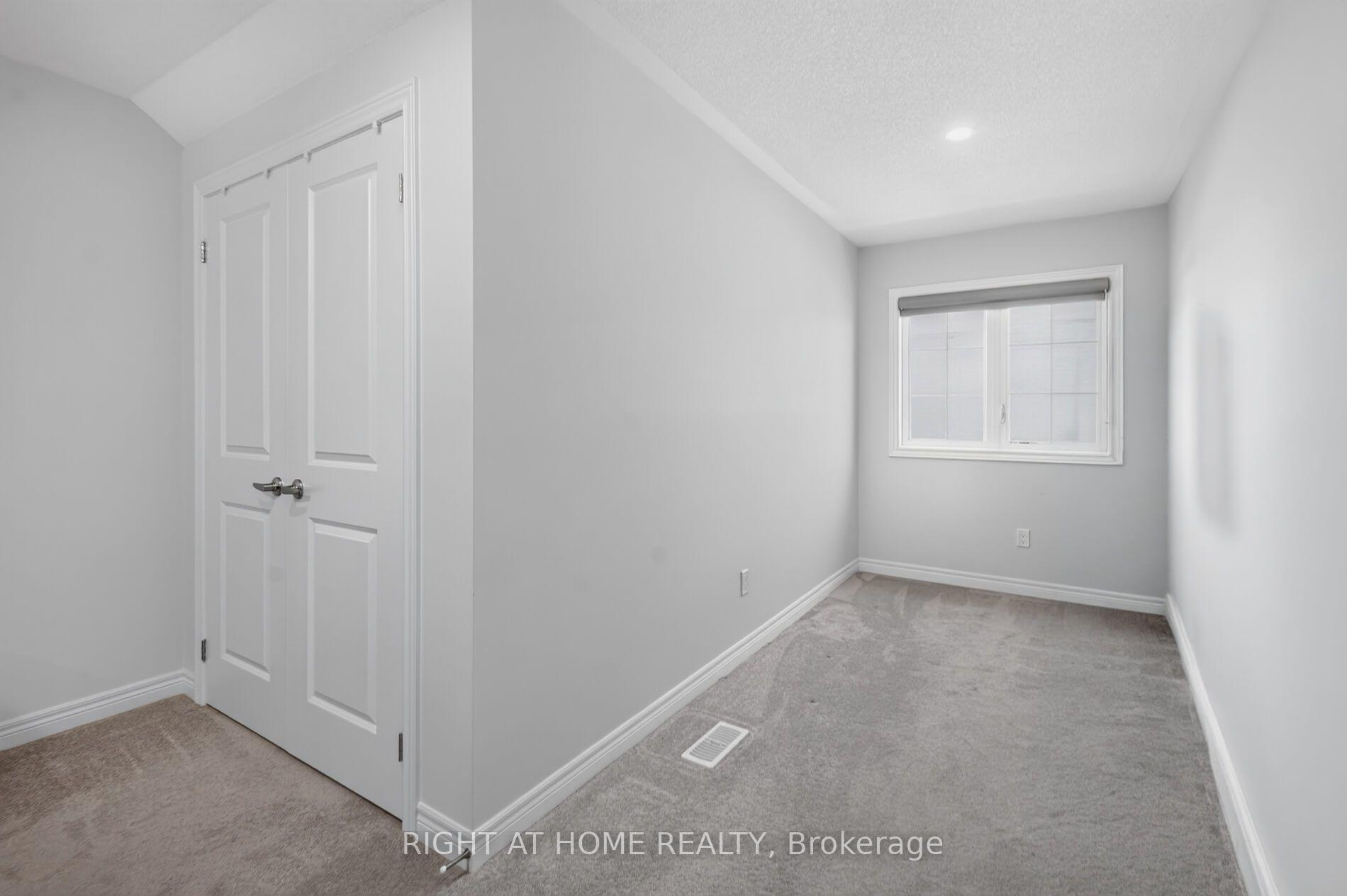 Photo 57 of 9 Tea Rose Drive, Brampton, Sandringham-Wellington — HOMEH