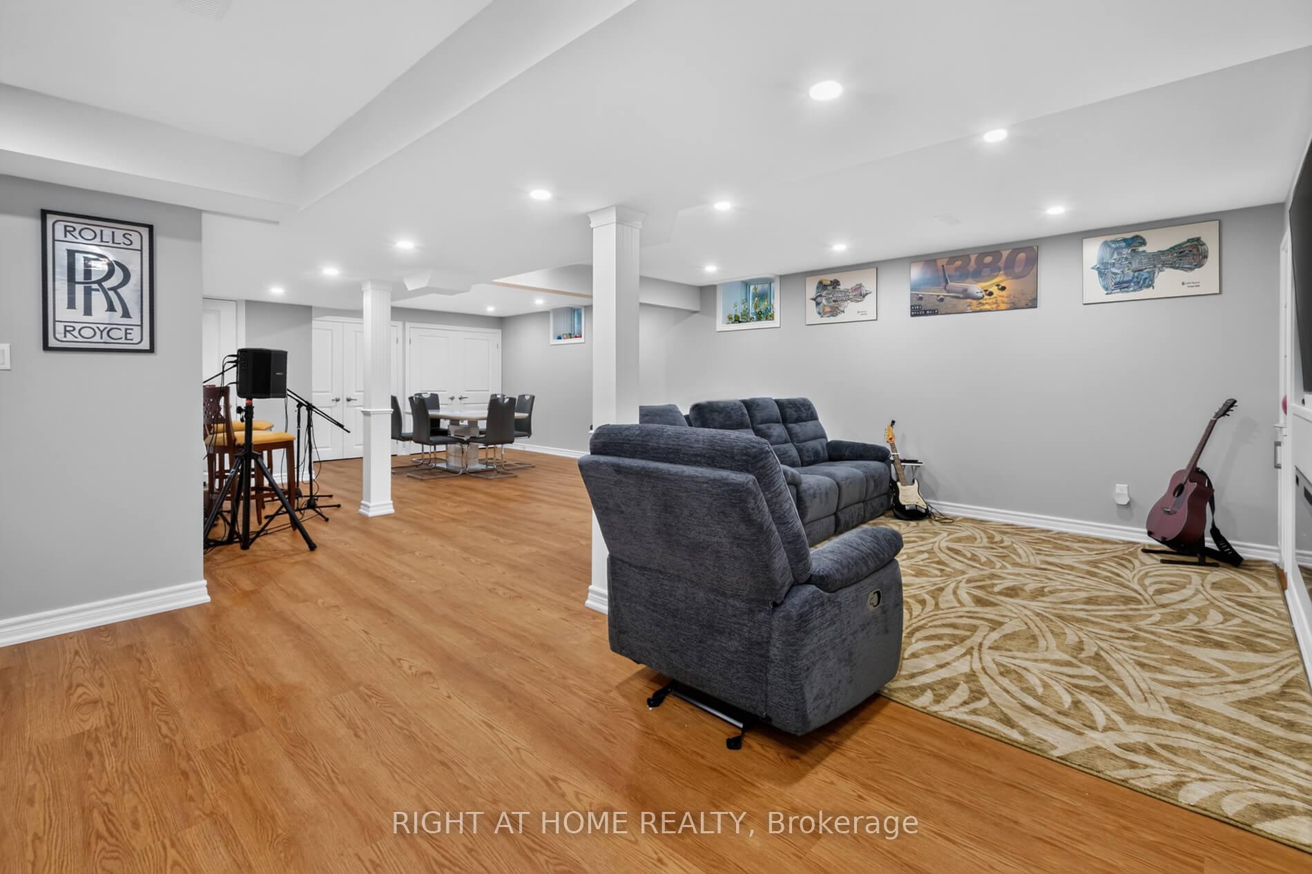 Photo 66 of 9 Tea Rose Drive, Brampton, Sandringham-Wellington — HOMEH