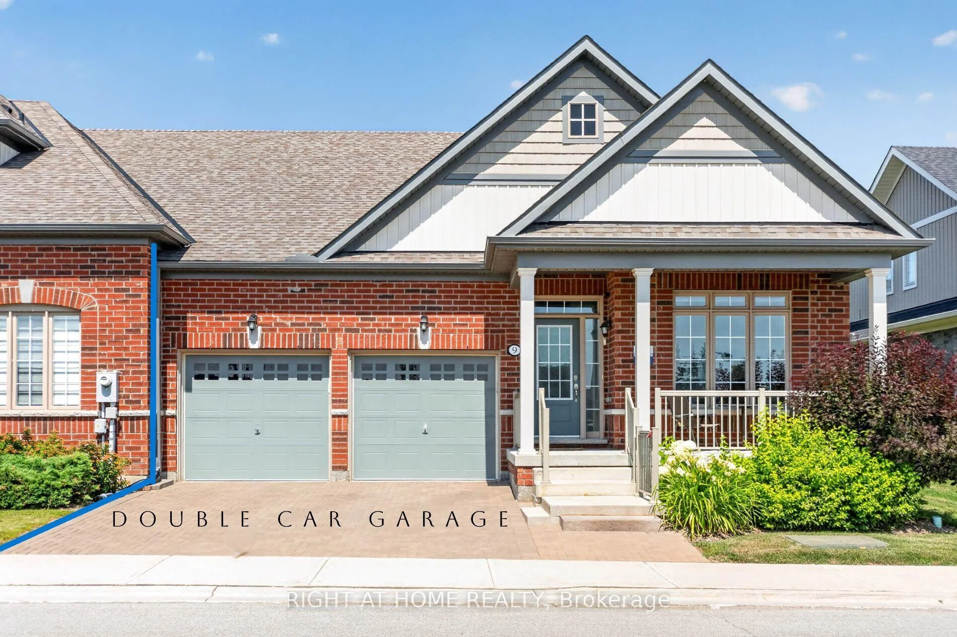 Photo 1 of 9 Tea Rose Drive, Brampton, Sandringham-Wellington — HOMEH