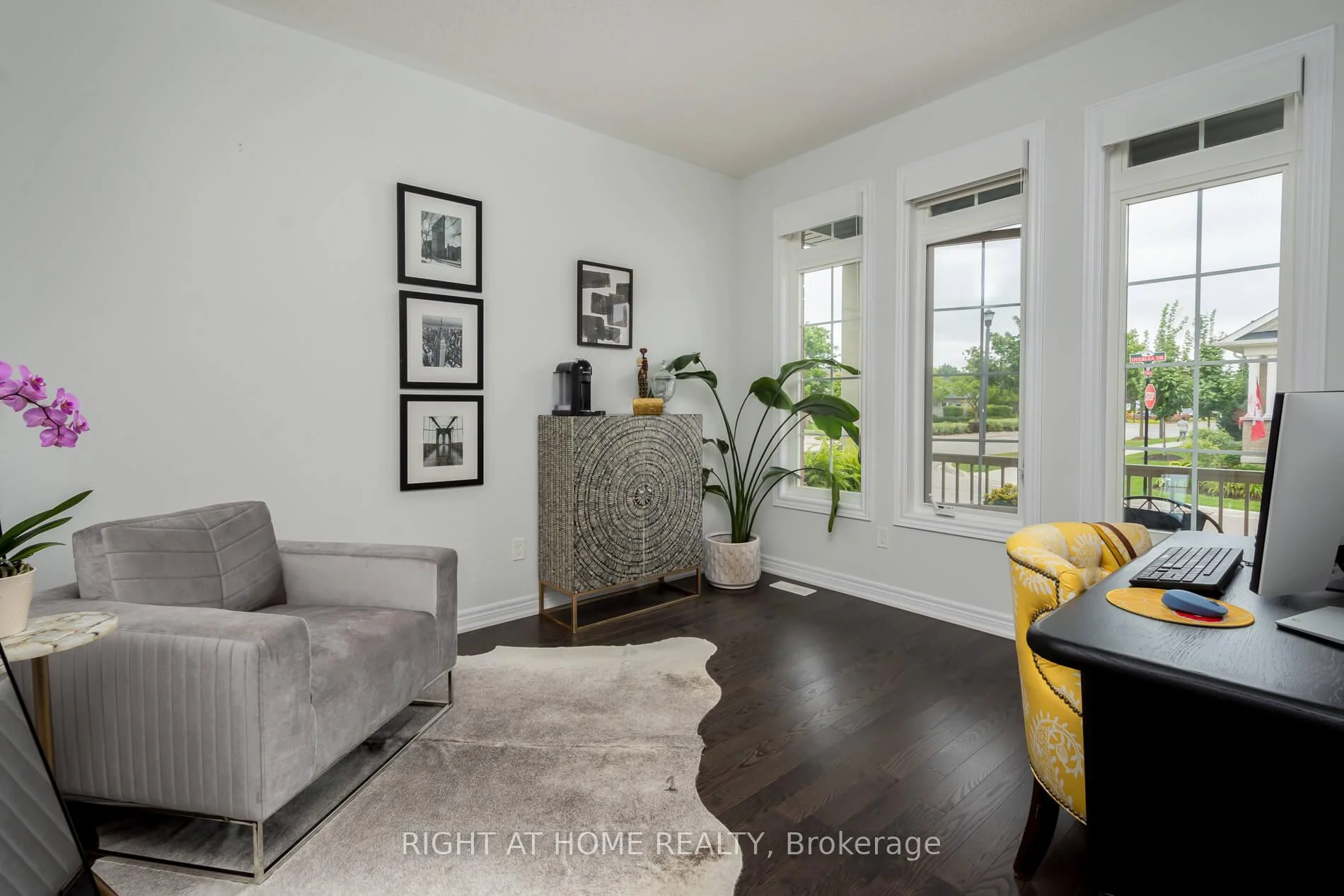 Photo 8 of 9 Tea Rose Drive, Brampton, Sandringham-Wellington — HOMEH