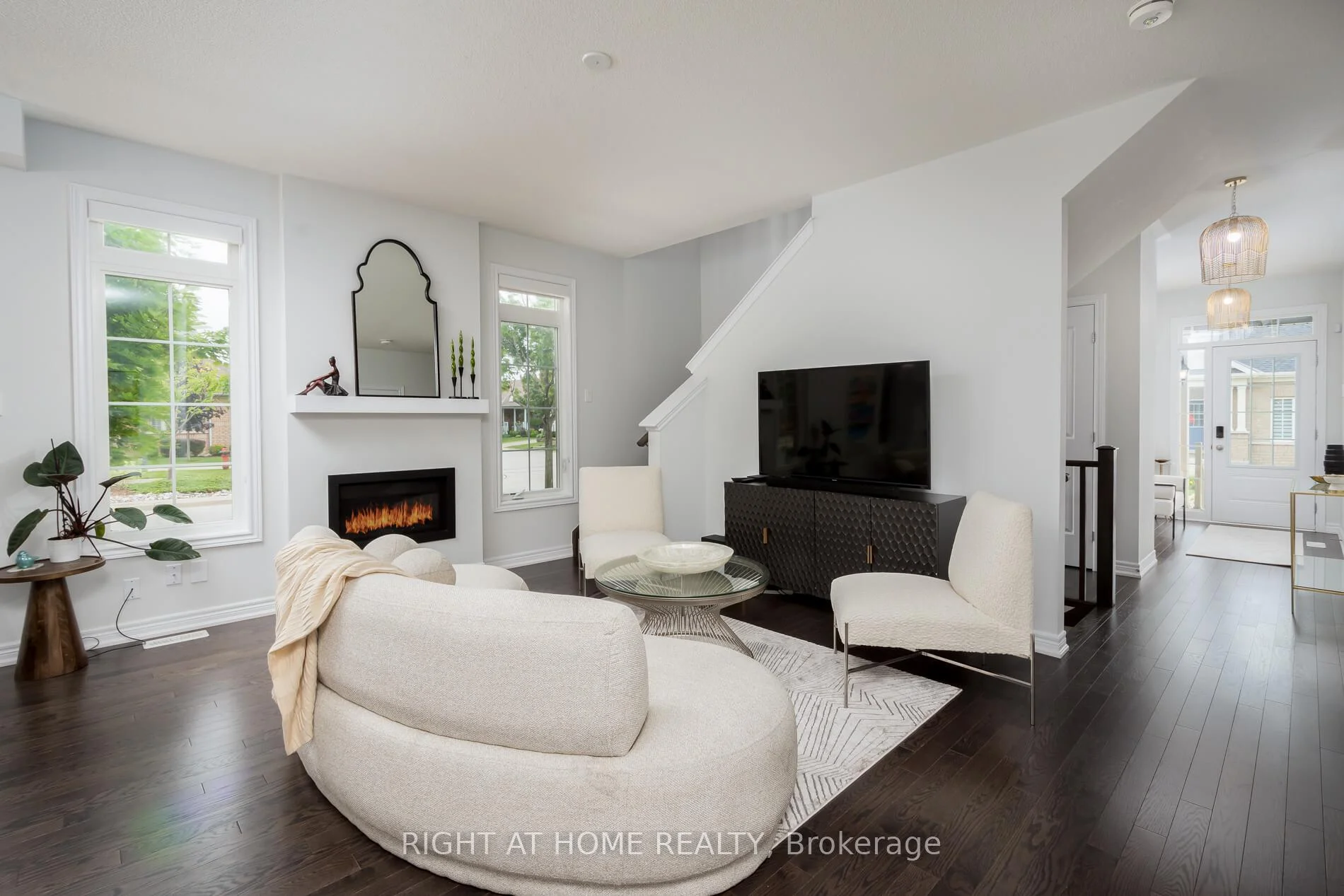 Photo 20 of 9 Tea Rose Drive, Brampton, Sandringham-Wellington — HOMEH
