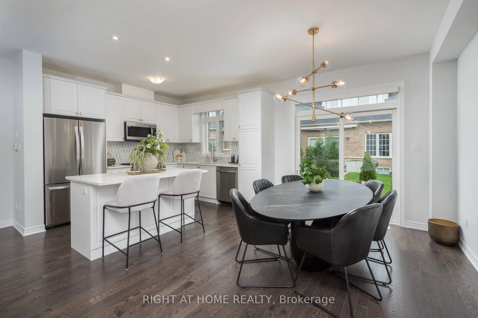 Photo 28 of 9 Tea Rose Drive, Brampton, Sandringham-Wellington — HOMEH