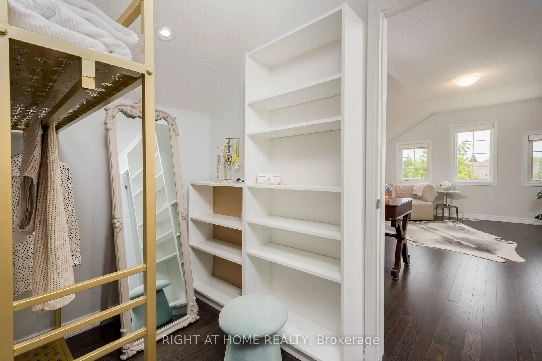 Photo 55 of 9 Tea Rose Drive, Brampton, Sandringham-Wellington — HOMEH