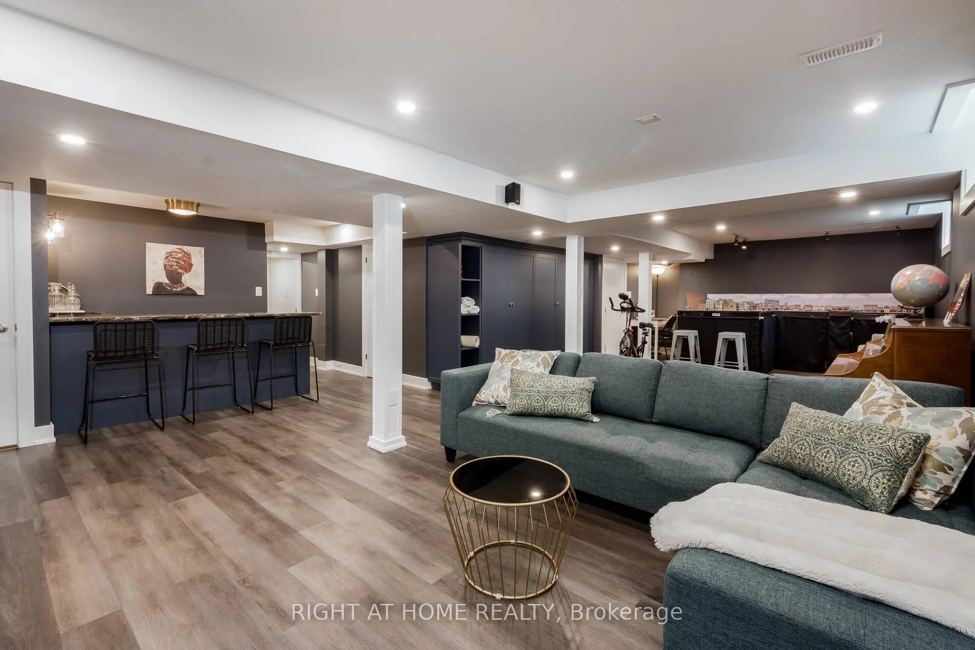 Photo 63 of 9 Tea Rose Drive, Brampton, Sandringham-Wellington — HOMEH