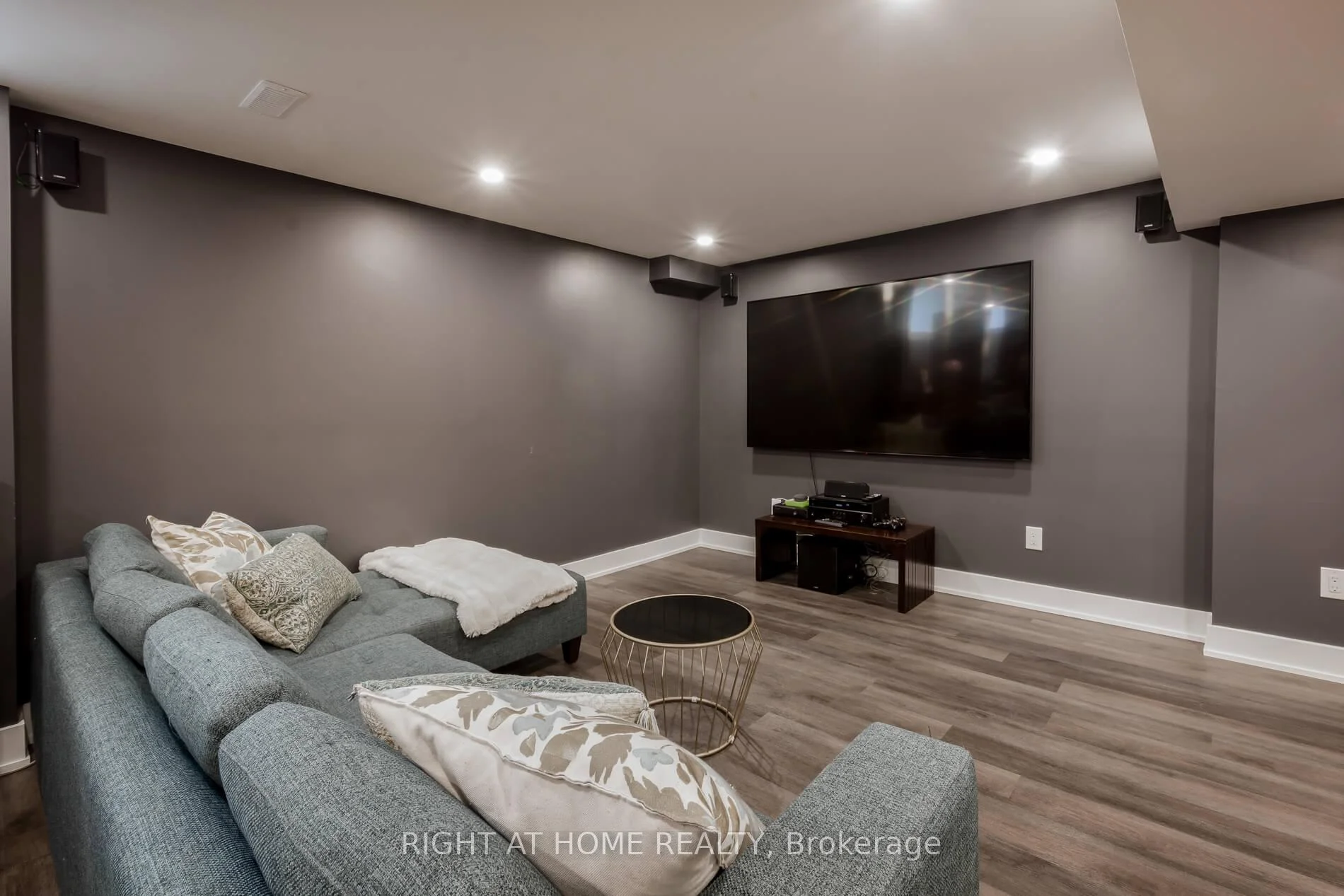 Photo 70 of 9 Tea Rose Drive, Brampton, Sandringham-Wellington — HOMEH