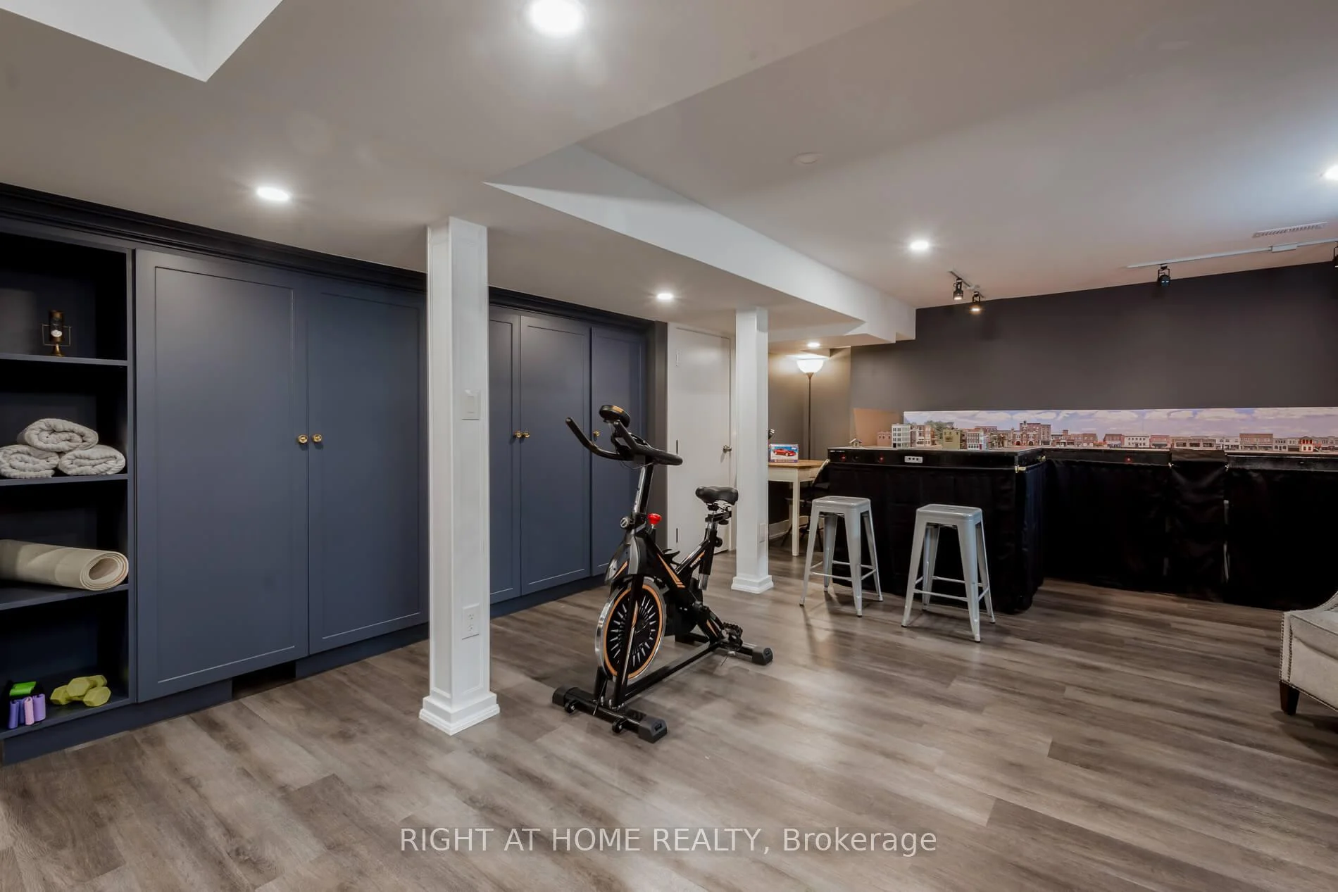 Photo 76 of 9 Tea Rose Drive, Brampton, Sandringham-Wellington — HOMEH