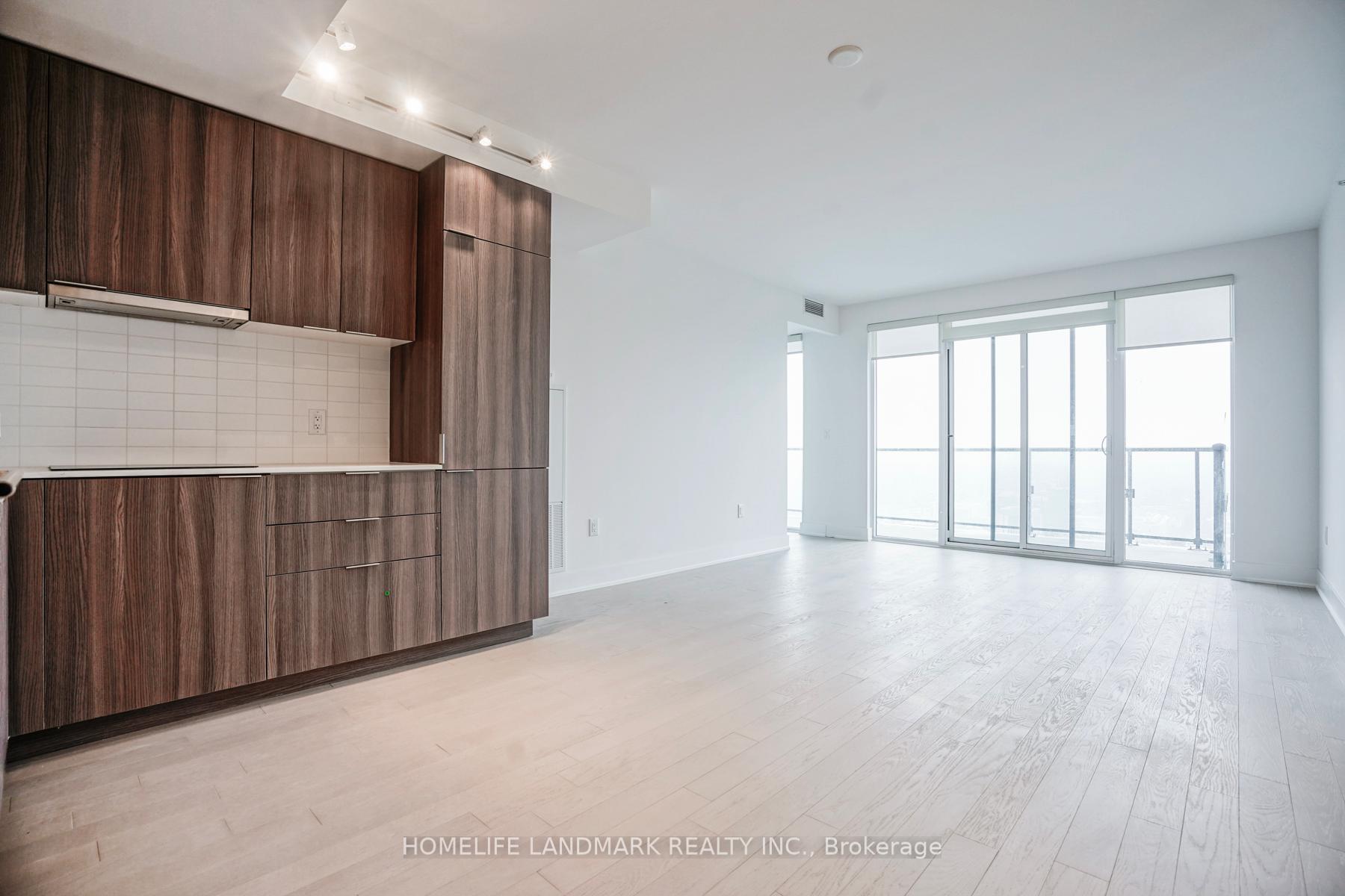 Photo 3 of Unit 3806, 955 Bay Street, Toronto, Bay Street Corridor — HOMEH