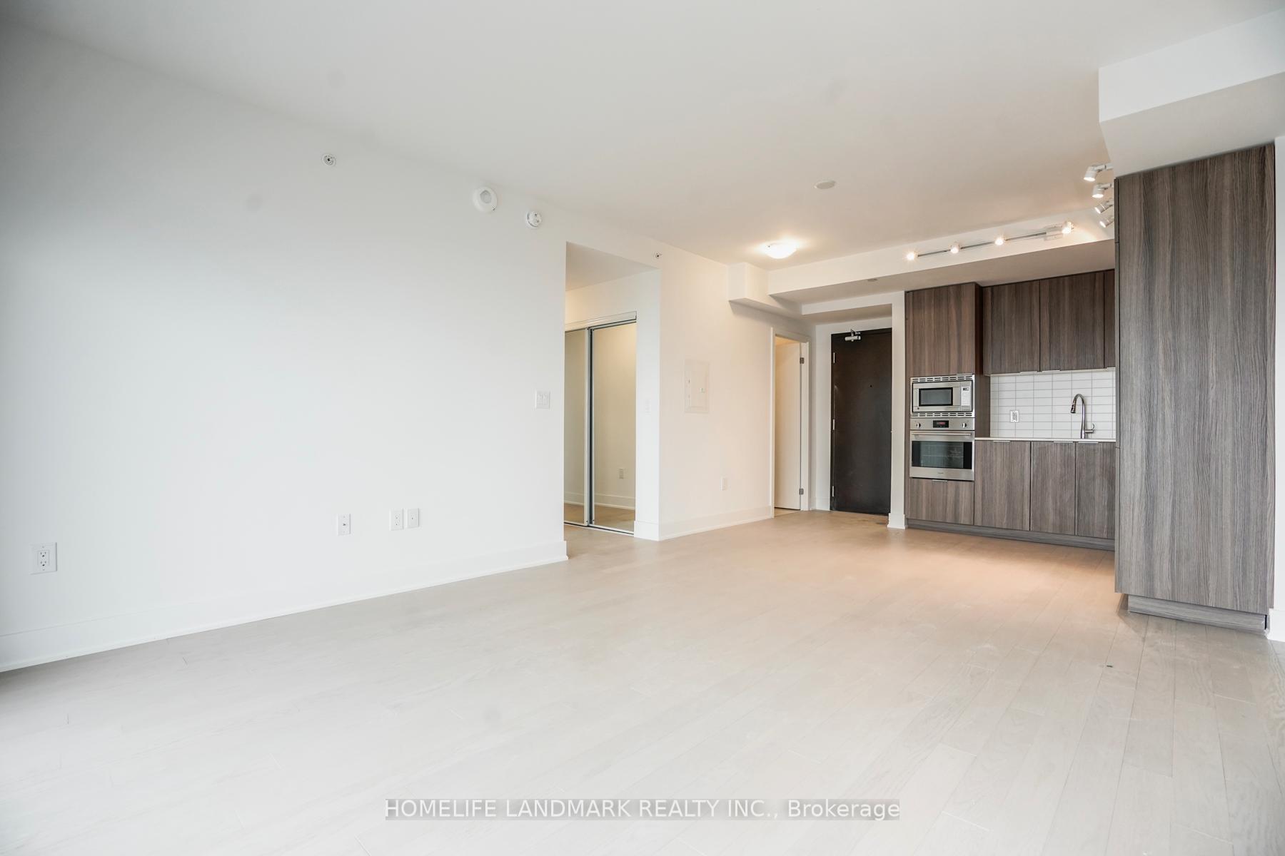 Photo 7 of Unit 3806, 955 Bay Street, Toronto, Bay Street Corridor — HOMEH