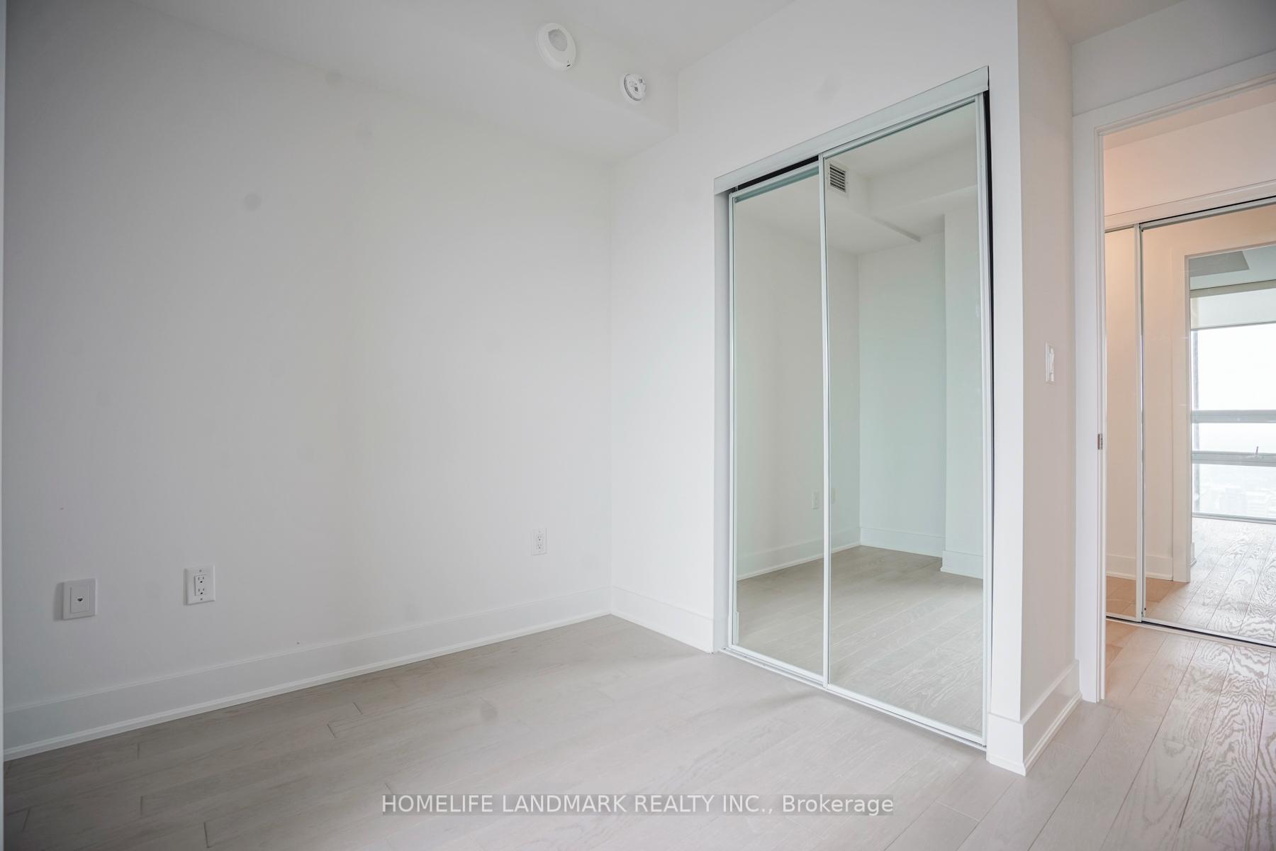 Photo 13 of Unit 3806, 955 Bay Street, Toronto, Bay Street Corridor — HOMEH