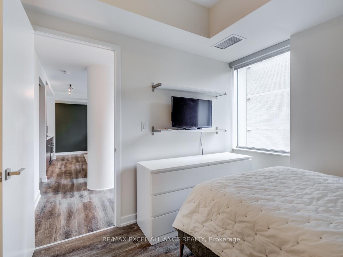 Photo 14 of Unit 201, 17 Dundonald Street, Toronto, Church-Yonge Corridor — HOMEH