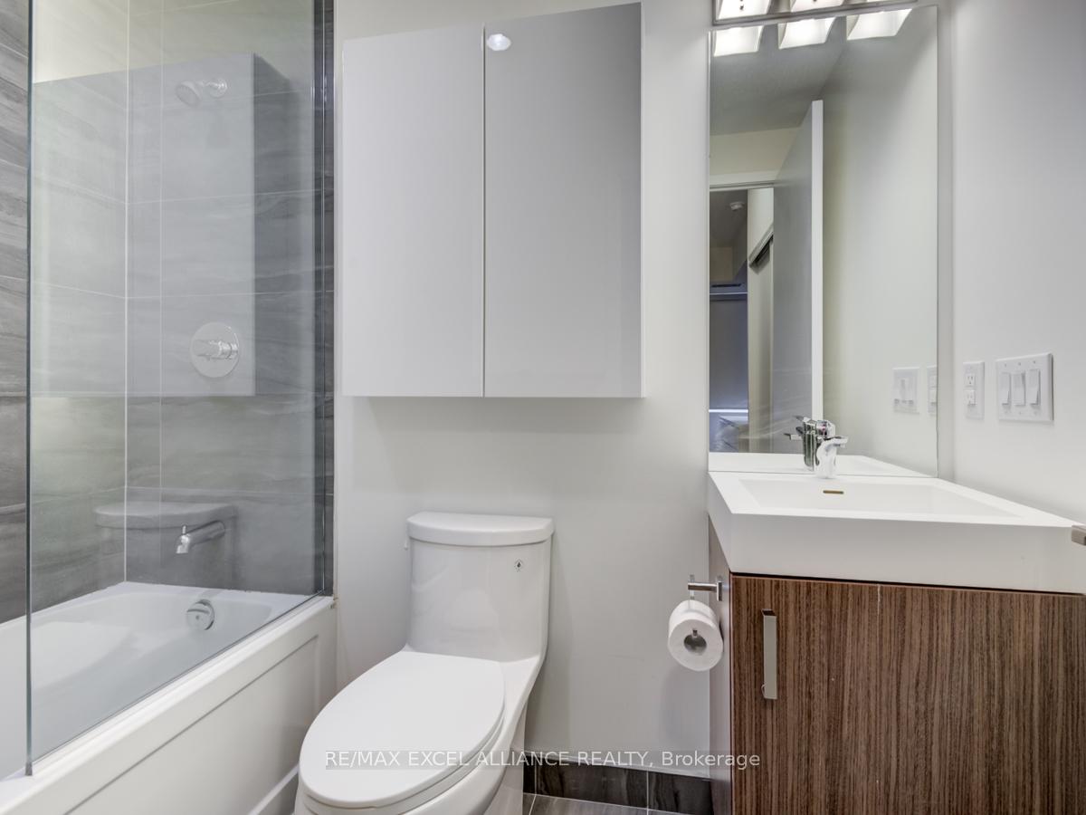 Photo 18 of Unit 201, 17 Dundonald Street, Toronto, Church-Yonge Corridor — HOMEH