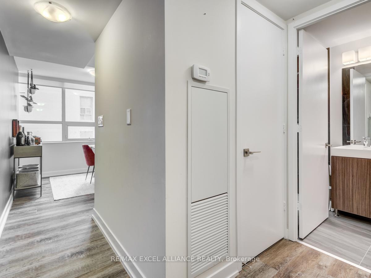 Photo 19 of Unit 201, 17 Dundonald Street, Toronto, Church-Yonge Corridor — HOMEH