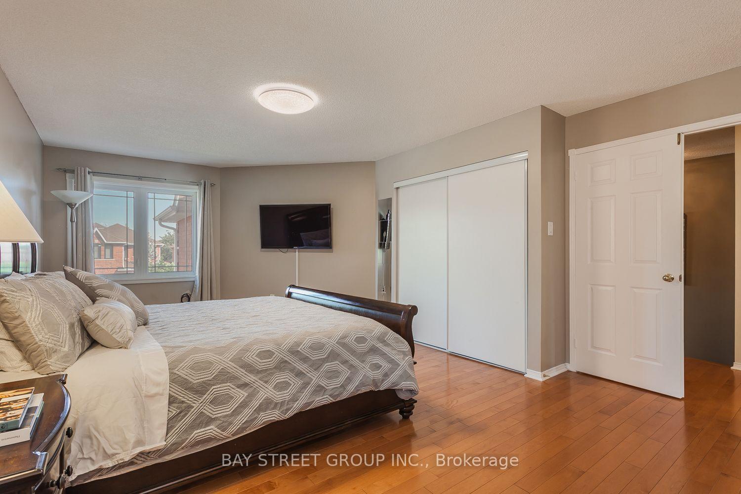 Photo 20 of 4882 Rosebush Road, Mississauga, East Credit — HOMEH