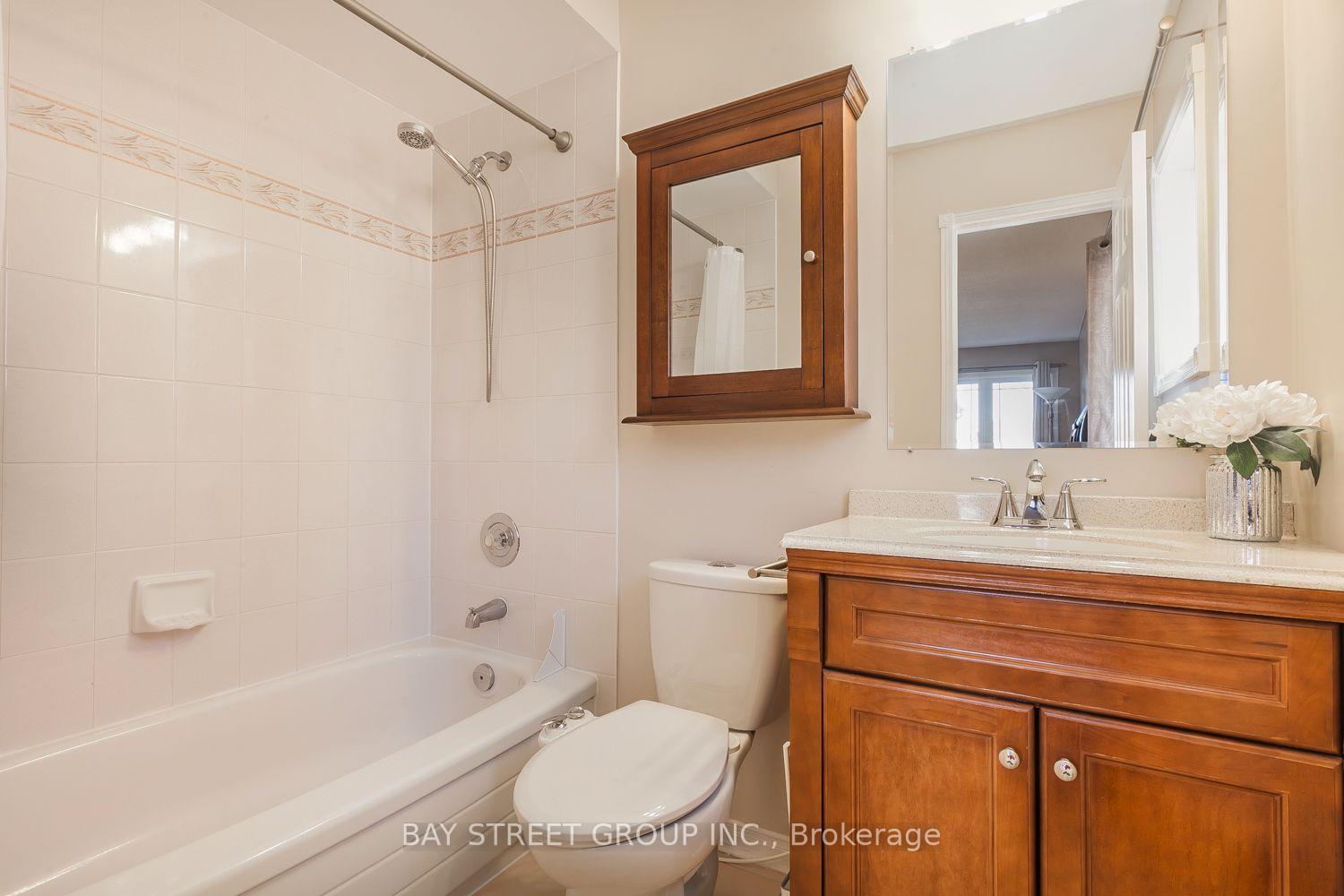 Photo 22 of 4882 Rosebush Road, Mississauga, East Credit — HOMEH