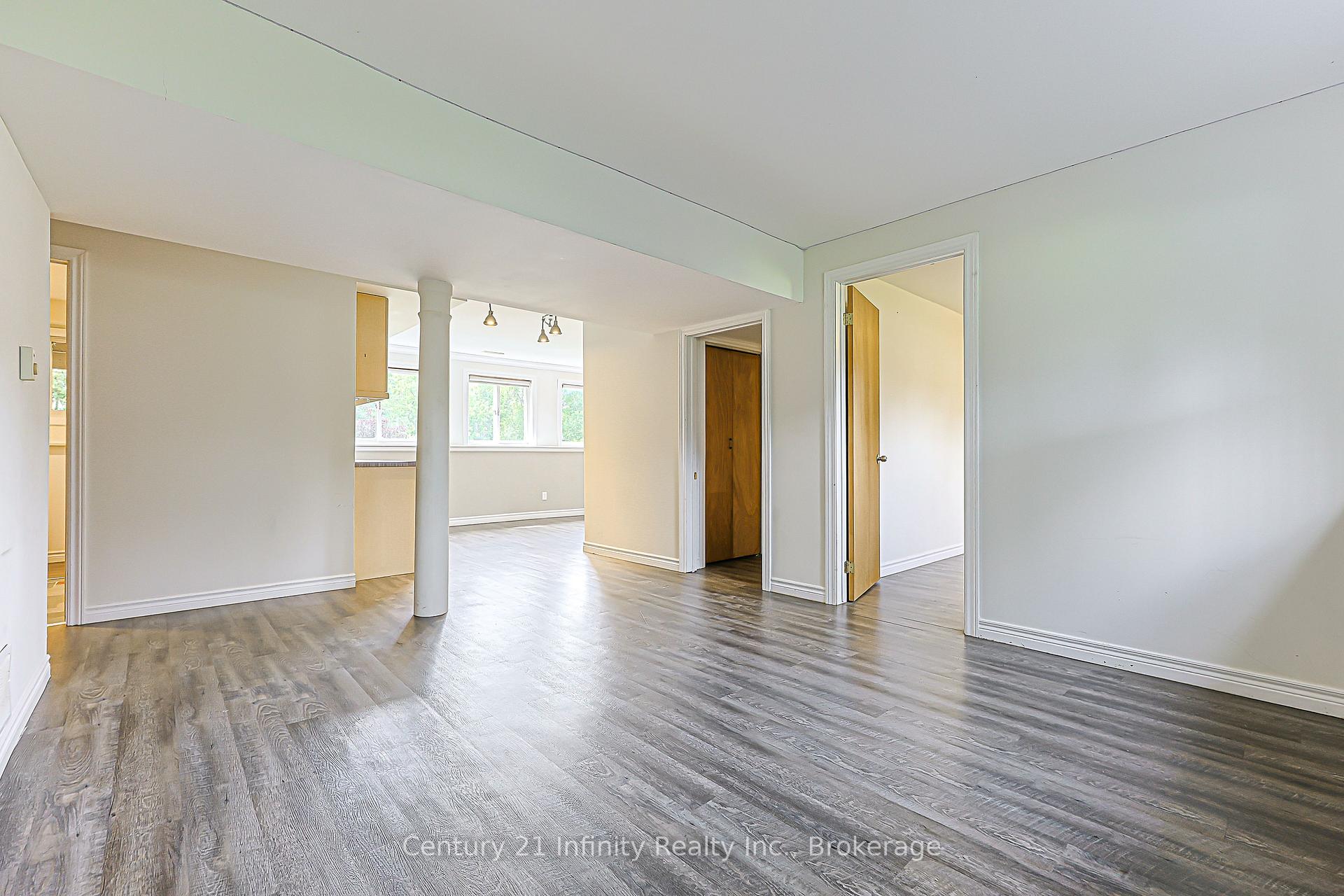Photo 31 of 7 Robmar Street, Whitby, Brooklin — HOMEH