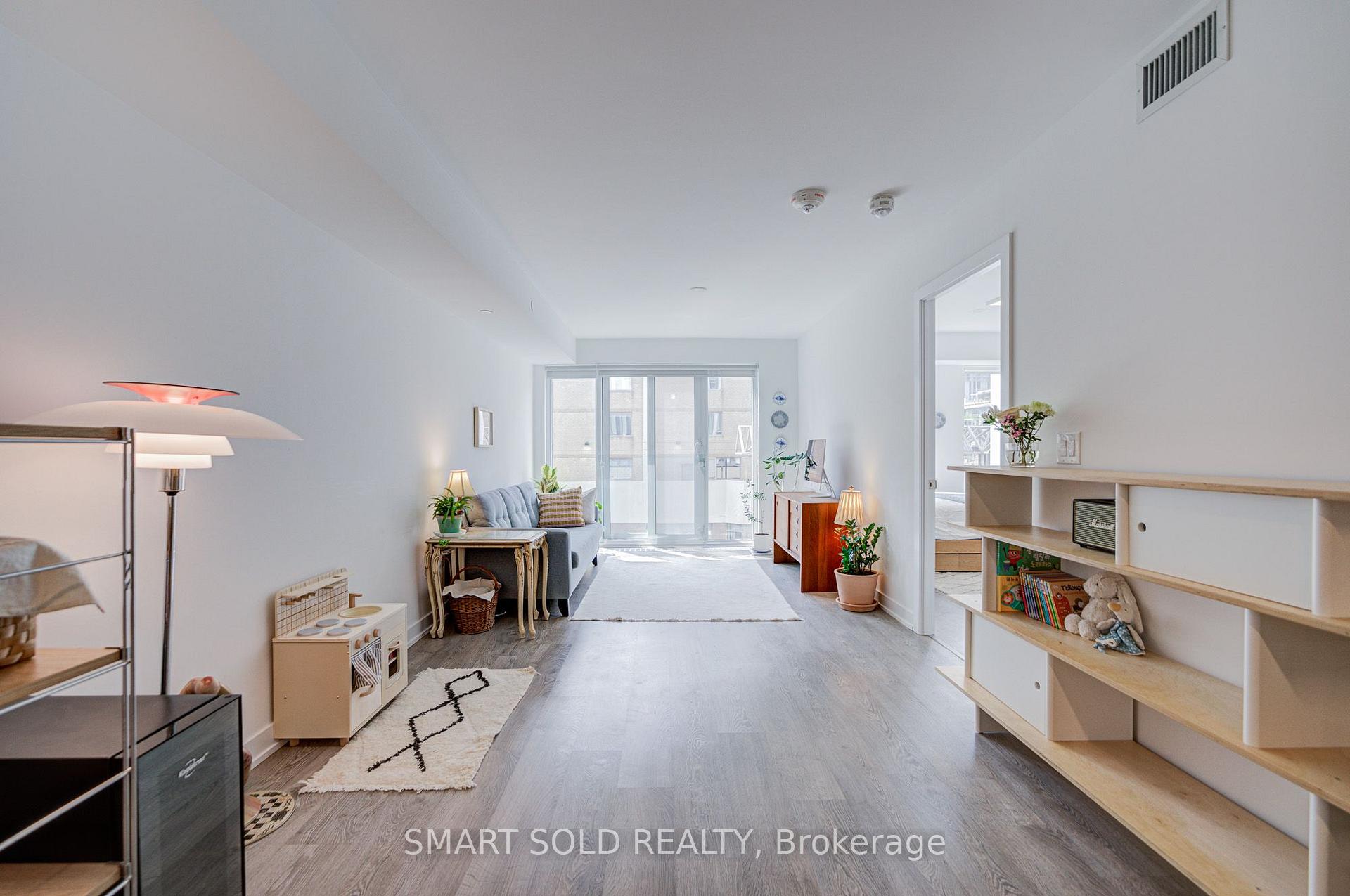 Photo 20 of Unit 813, 50 Mccaul Street, Toronto, Kensington-Chinatown — HOMEH