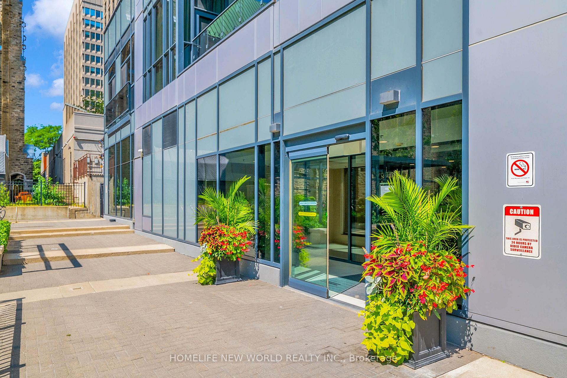 Photo 3 of Unit 811, 28 Ted Rogers Way, Toronto, Church-Yonge Corridor — HOMEH