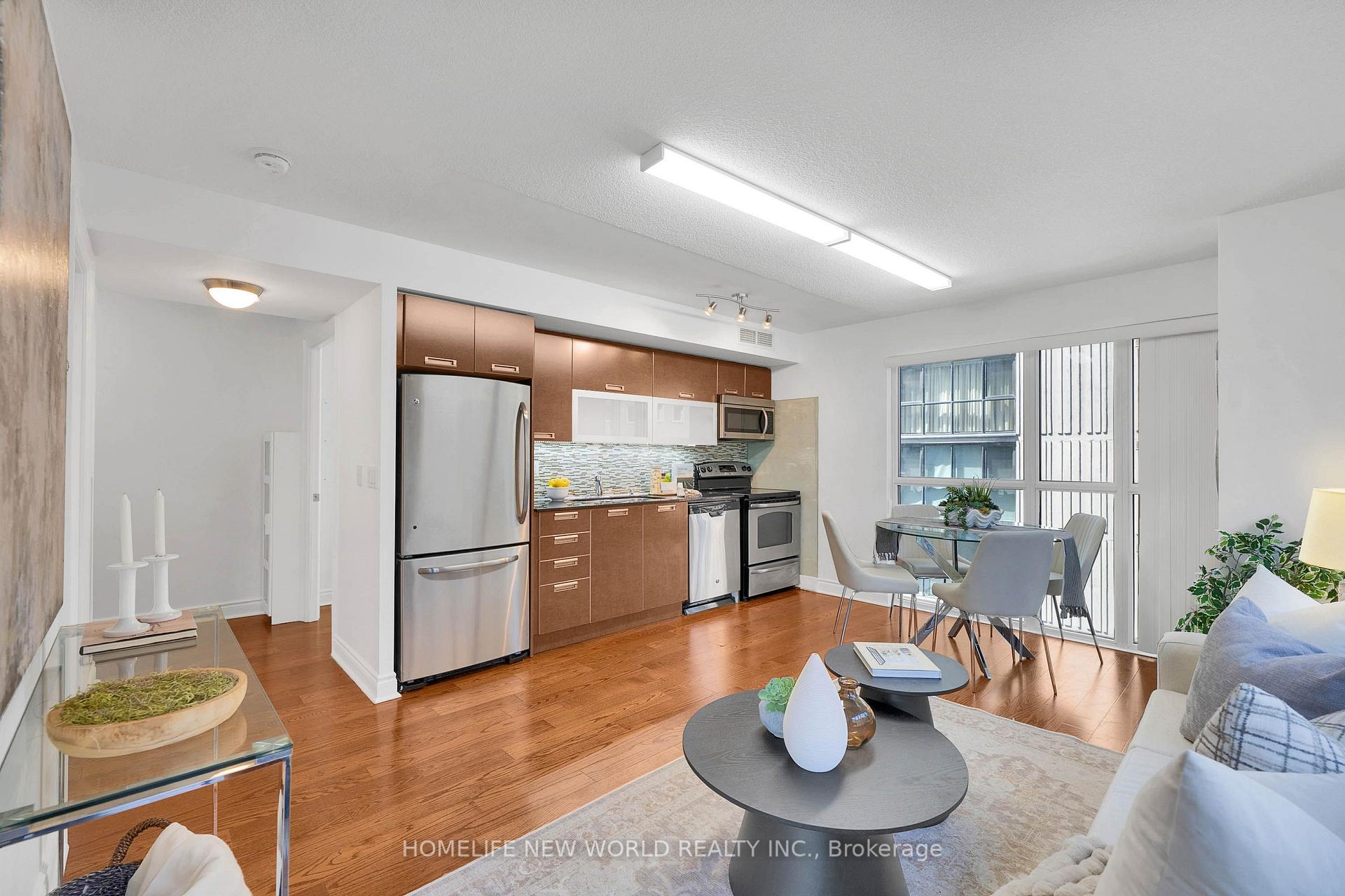 Photo 10 of Unit 811, 28 Ted Rogers Way, Toronto, Church-Yonge Corridor — HOMEH