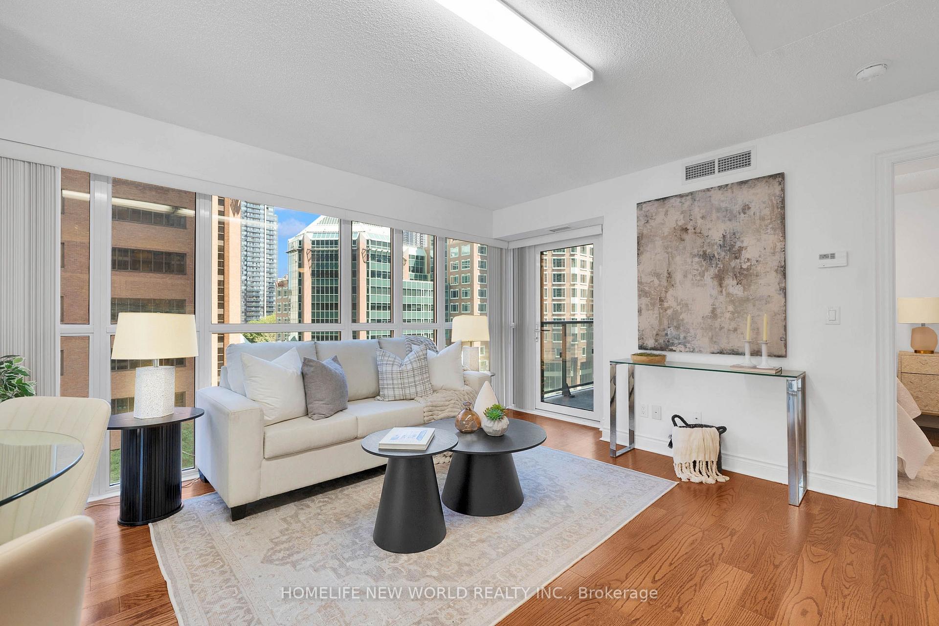 Photo 11 of Unit 811, 28 Ted Rogers Way, Toronto, Church-Yonge Corridor — HOMEH