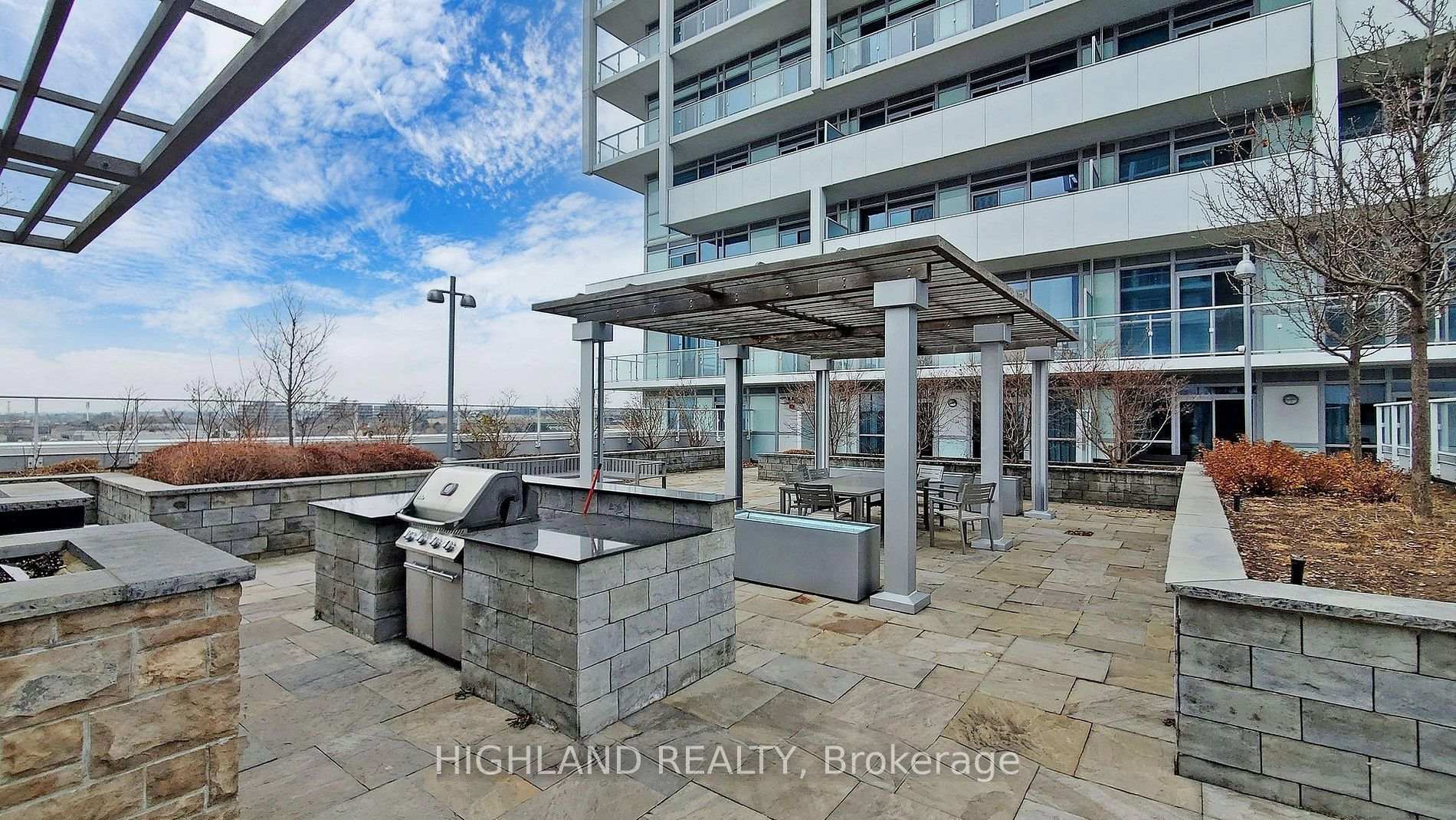 Photo 12 of 55 Speers Road, Oakville, Central — HOMEH