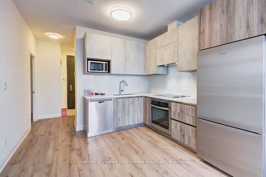 Photo 4 of Unit 220, 25 Water Walk Drive, Markham, Unionville — HOMEH