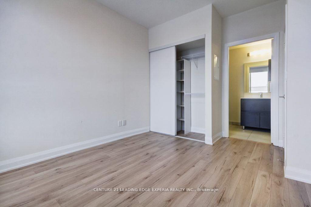Photo 8 of Unit 220, 25 Water Walk Drive, Markham, Unionville — HOMEH