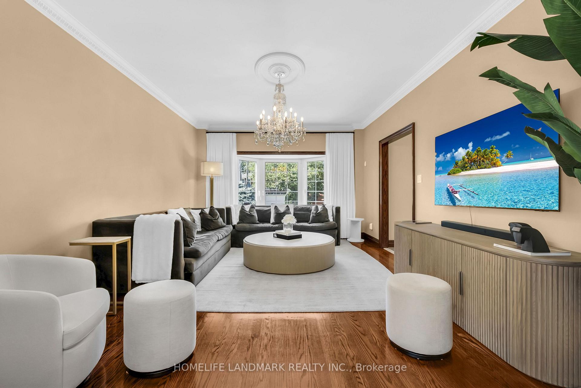 Photo 13 of 193 Codsell Avenue, North York, Bathurst Manor — HOMEH