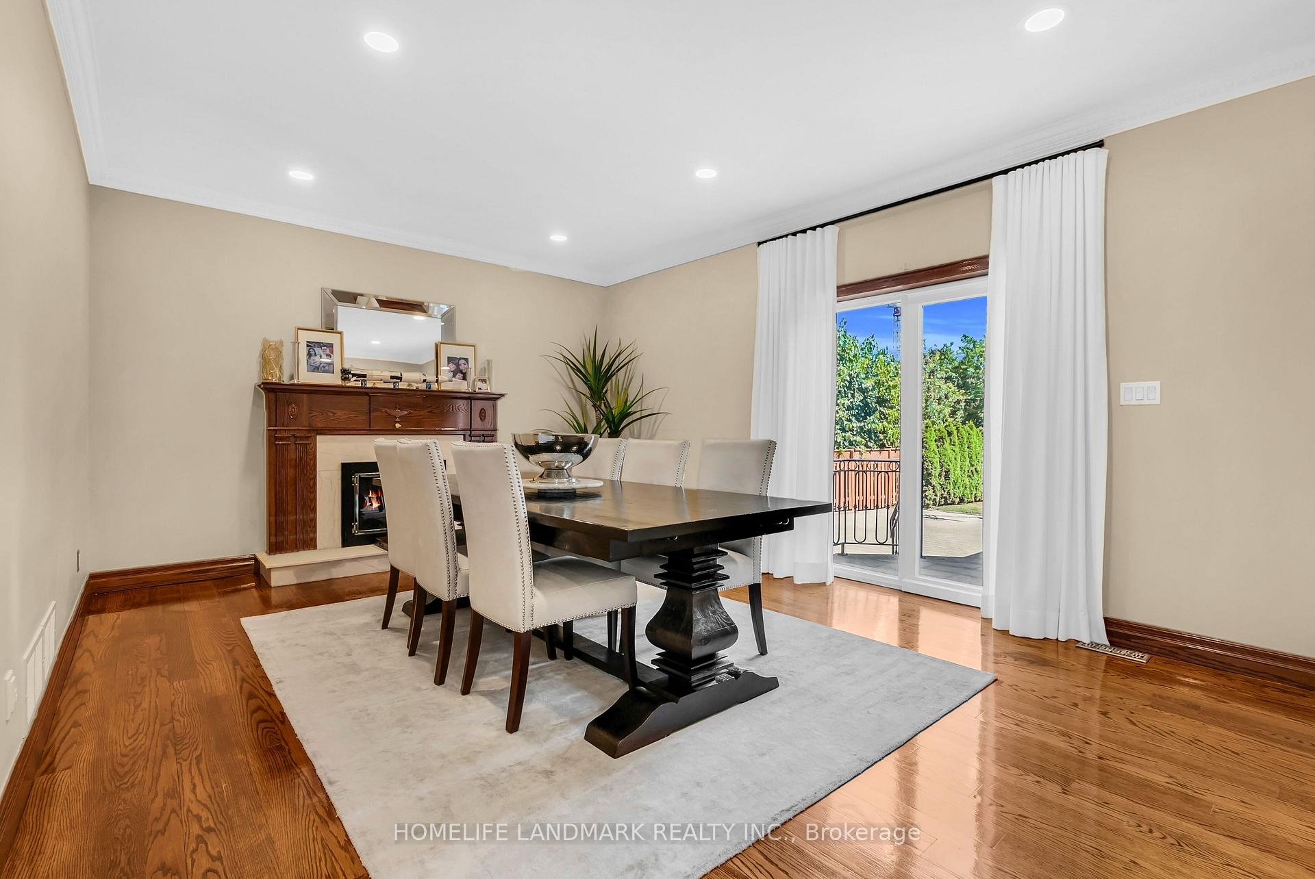 Photo 19 of 193 Codsell Avenue, North York, Bathurst Manor — HOMEH