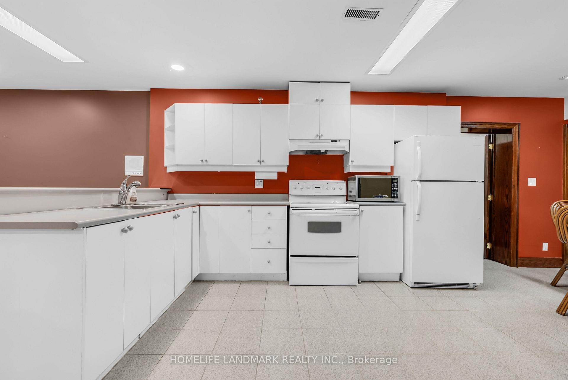 Photo 44 of 193 Codsell Avenue, North York, Bathurst Manor — HOMEH