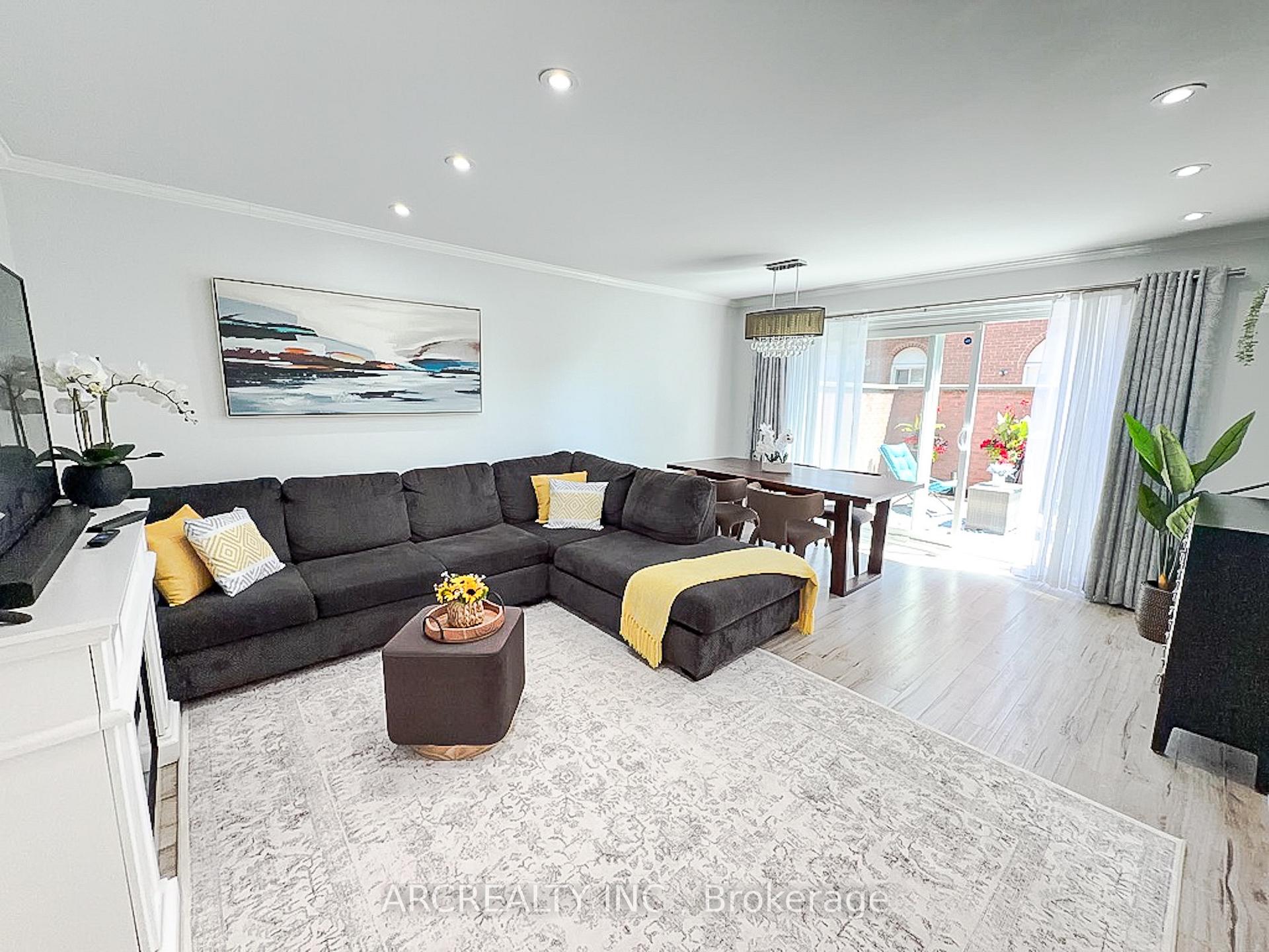Photo 2 of Unit 1, 87 Irwin Road, Etobicoke, Elms-Old Rexdale — HOMEH
