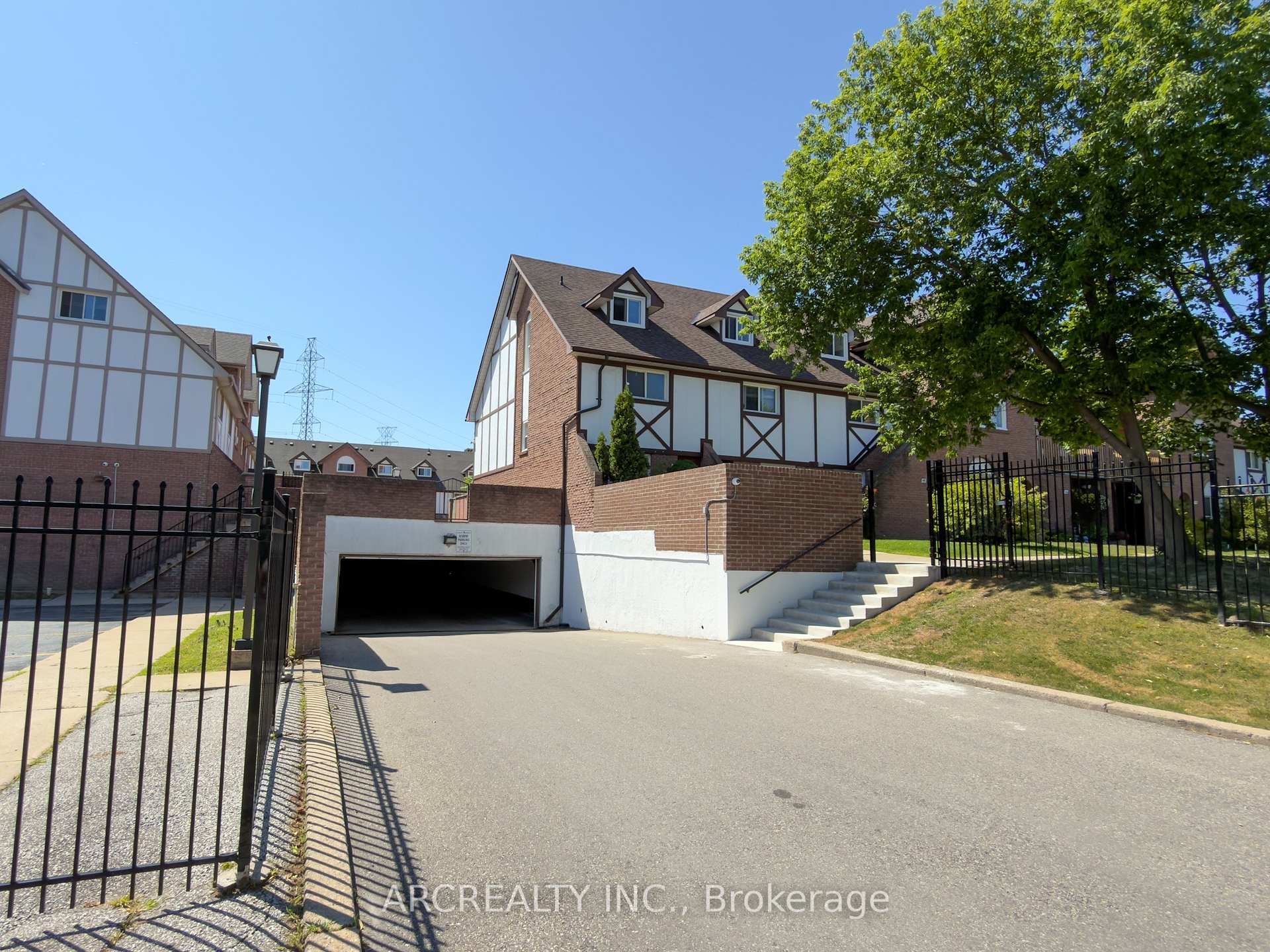 Photo 17 of Unit 1, 87 Irwin Road, Etobicoke, Elms-Old Rexdale — HOMEH