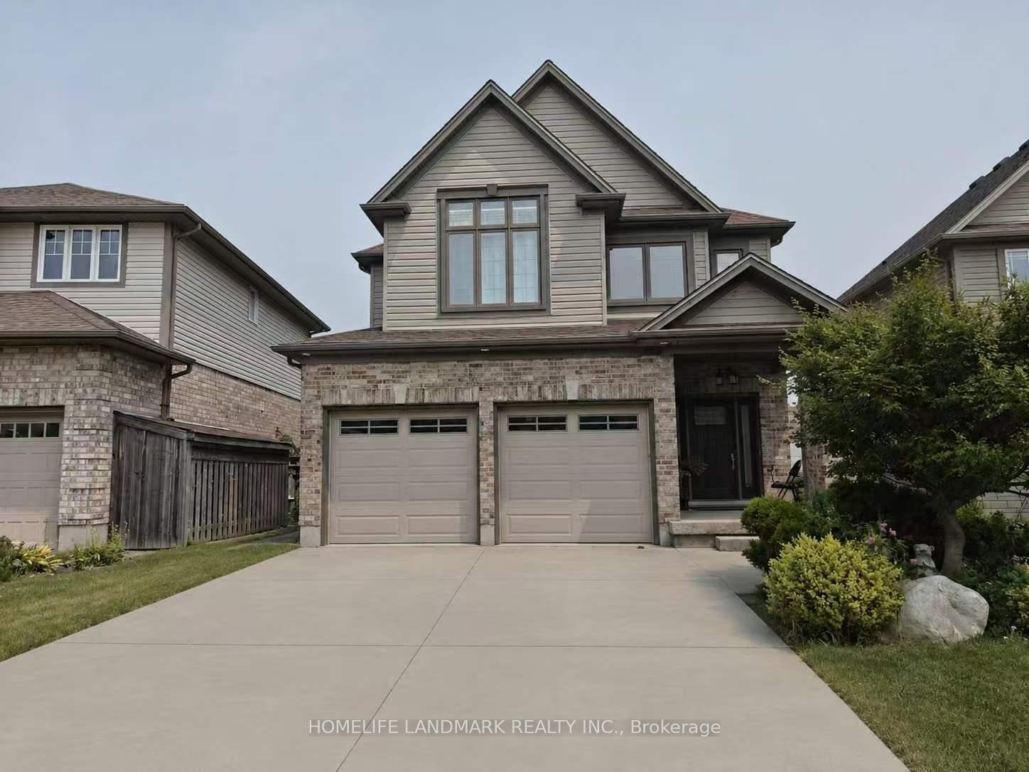 Front of 882 Kettleridge Street