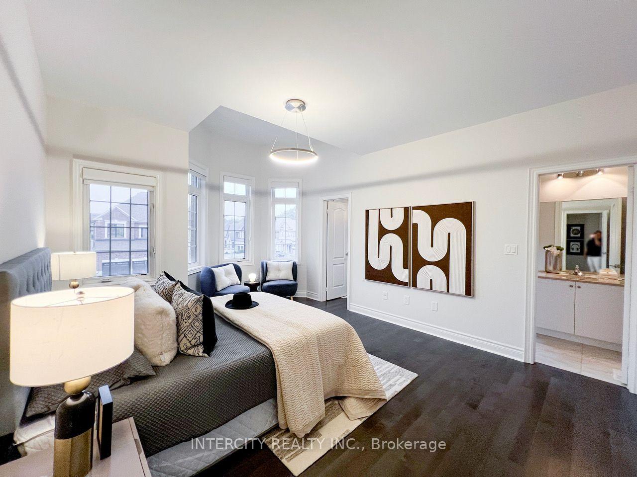 Photo 18 of 35 Cedarpoint Court, Vaughan, Patterson — HOMEH