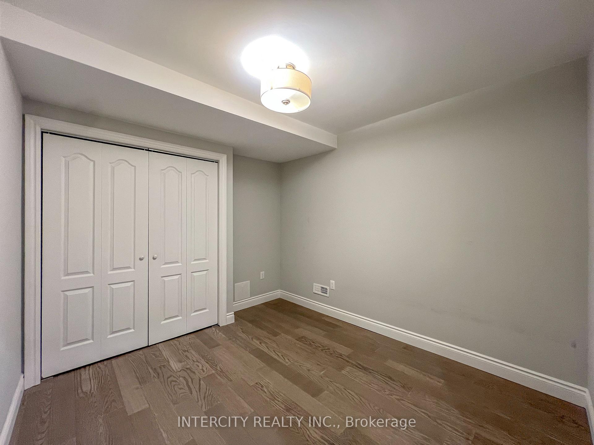 Photo 28 of 35 Cedarpoint Court, Vaughan, Patterson — HOMEH