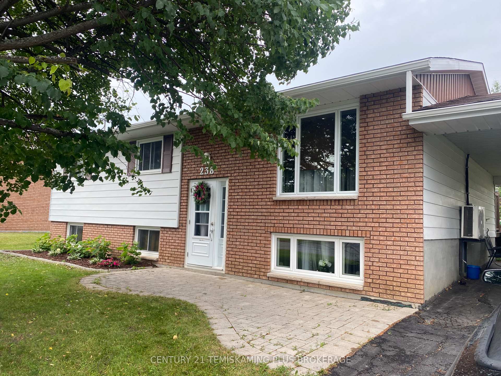 Photo 1 of 238 Rondeau Road, Temiskaming Shores, New Liskeard — HOMEH