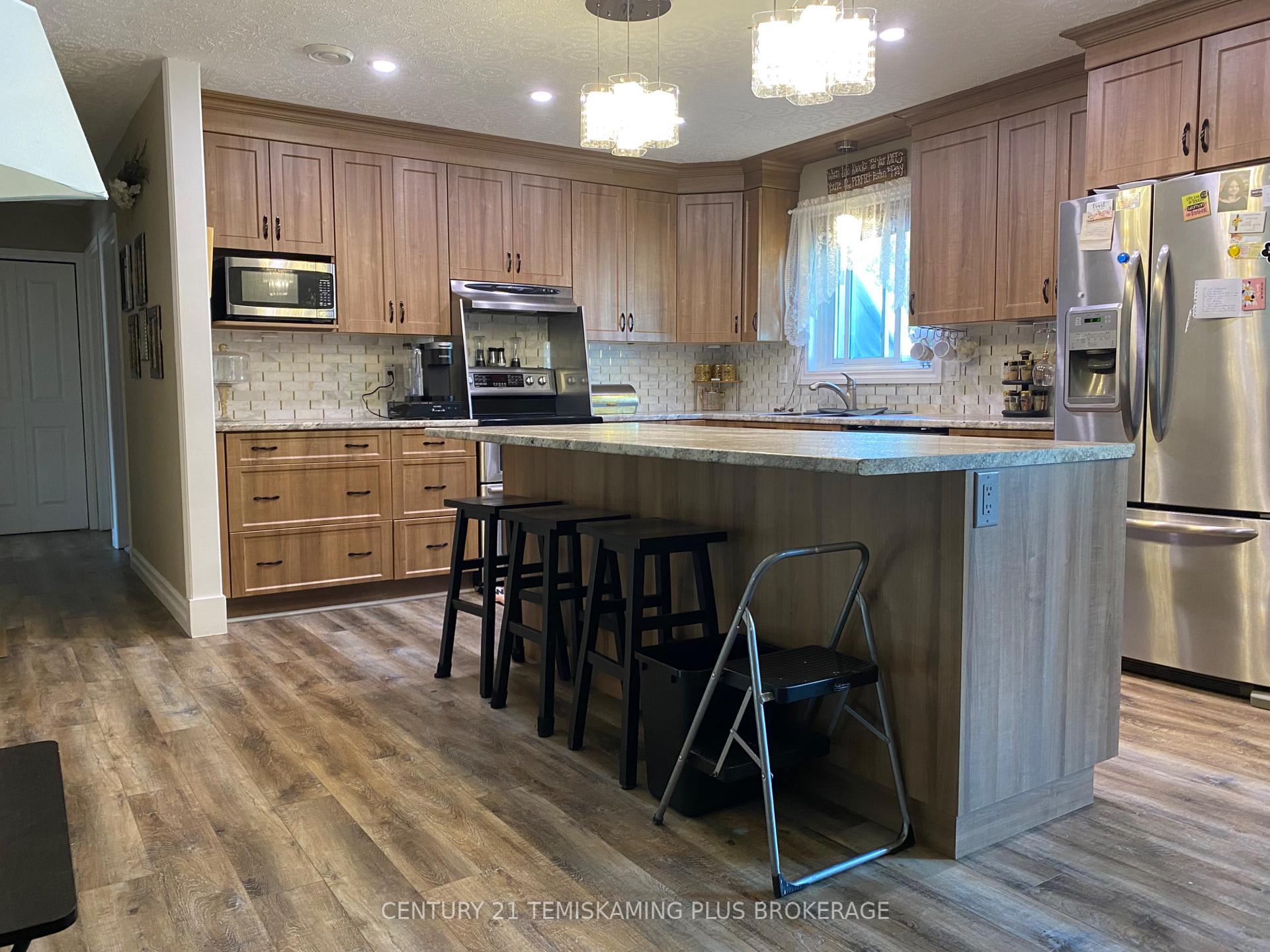 Photo 8 of 238 Rondeau Road, Temiskaming Shores, New Liskeard — HOMEH