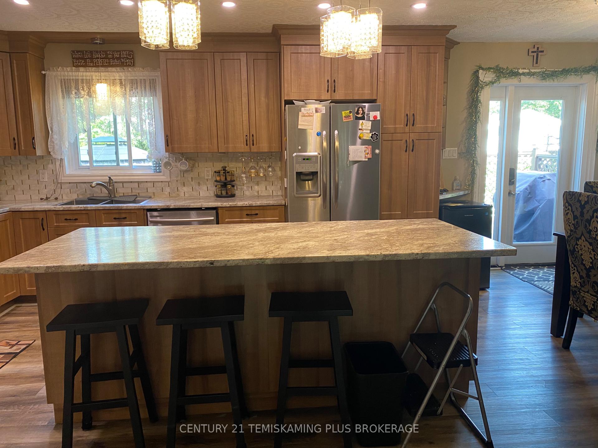 Photo 9 of 238 Rondeau Road, Temiskaming Shores, New Liskeard — HOMEH