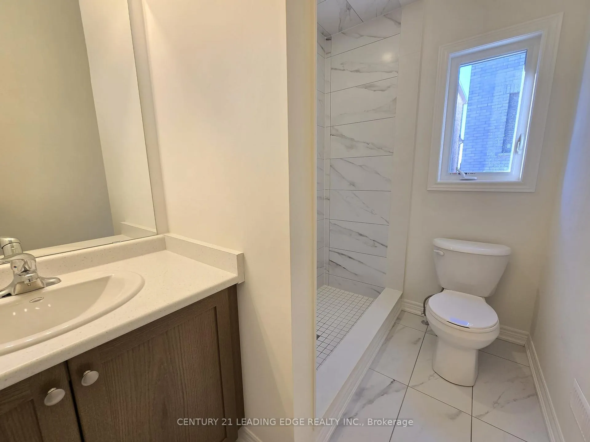 Photo 10 of 1826 Irish Moss Square, Pickering, Rural Pickering — HOMEH