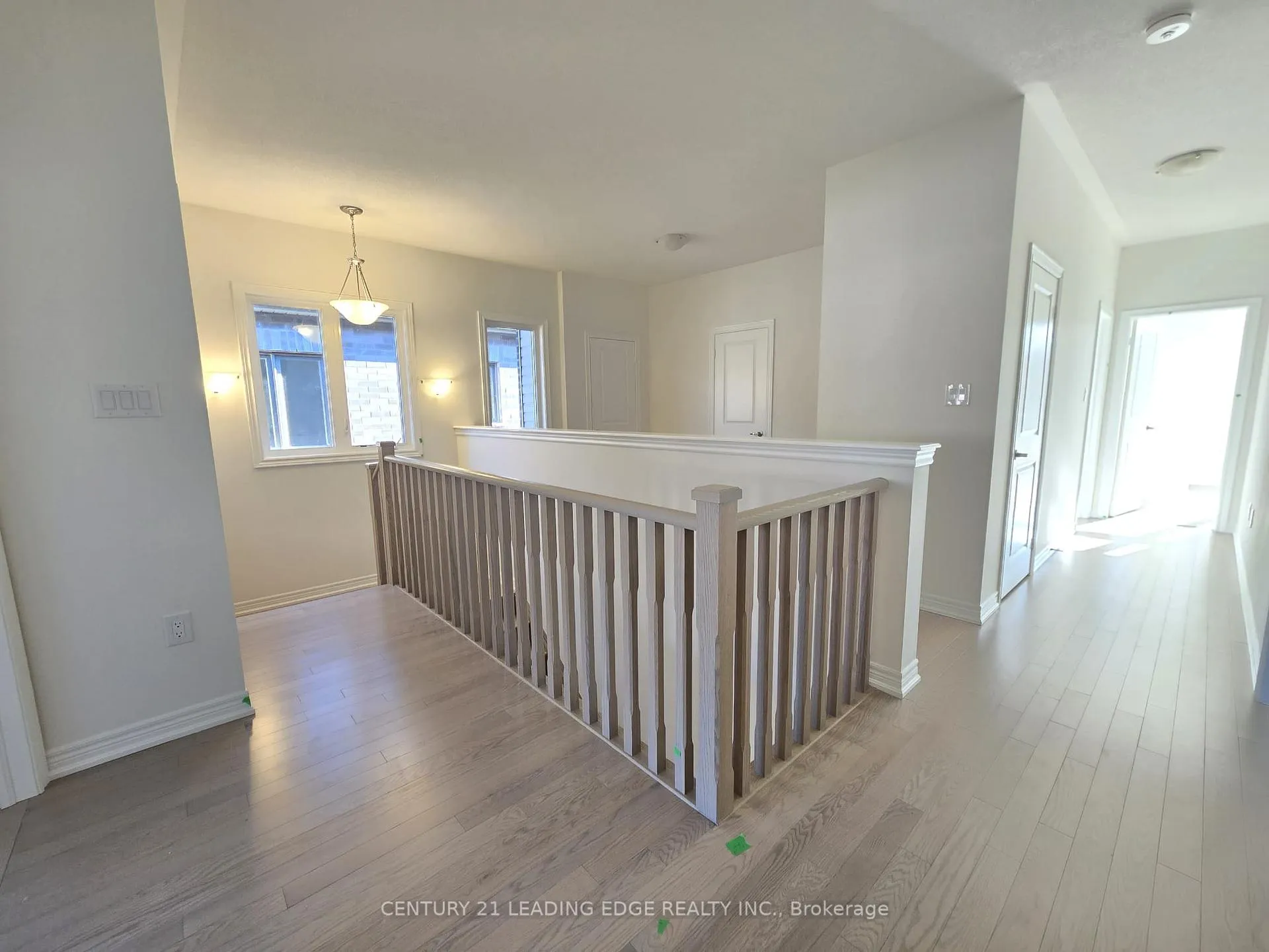 Photo 11 of 1826 Irish Moss Square, Pickering, Rural Pickering — HOMEH