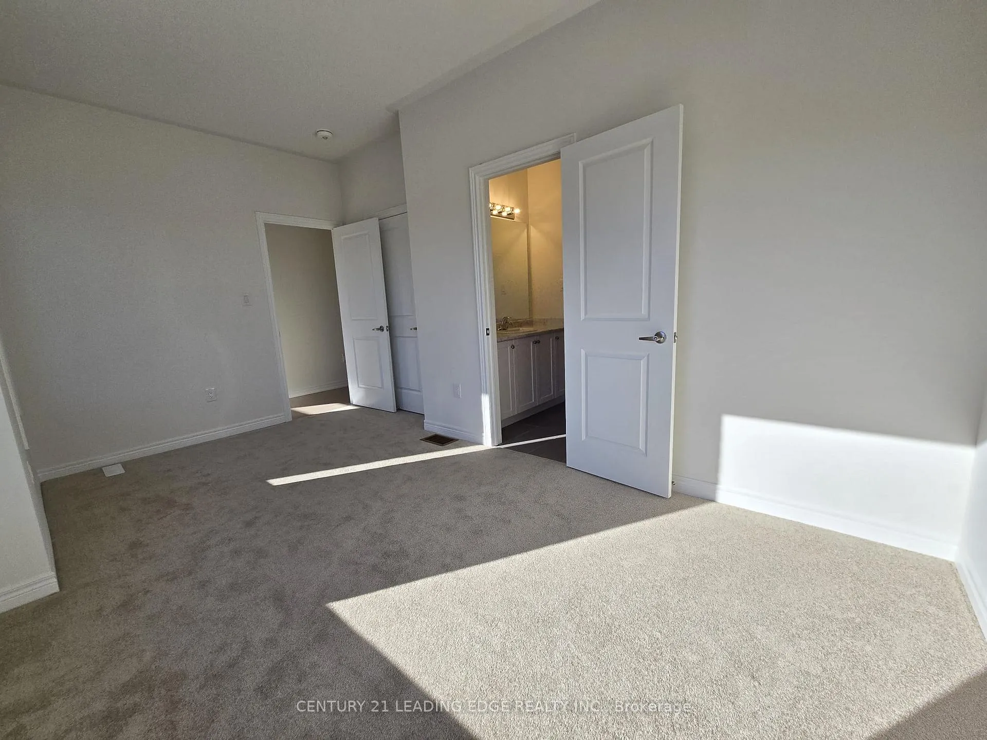 Photo 20 of 1826 Irish Moss Square, Pickering, Rural Pickering — HOMEH