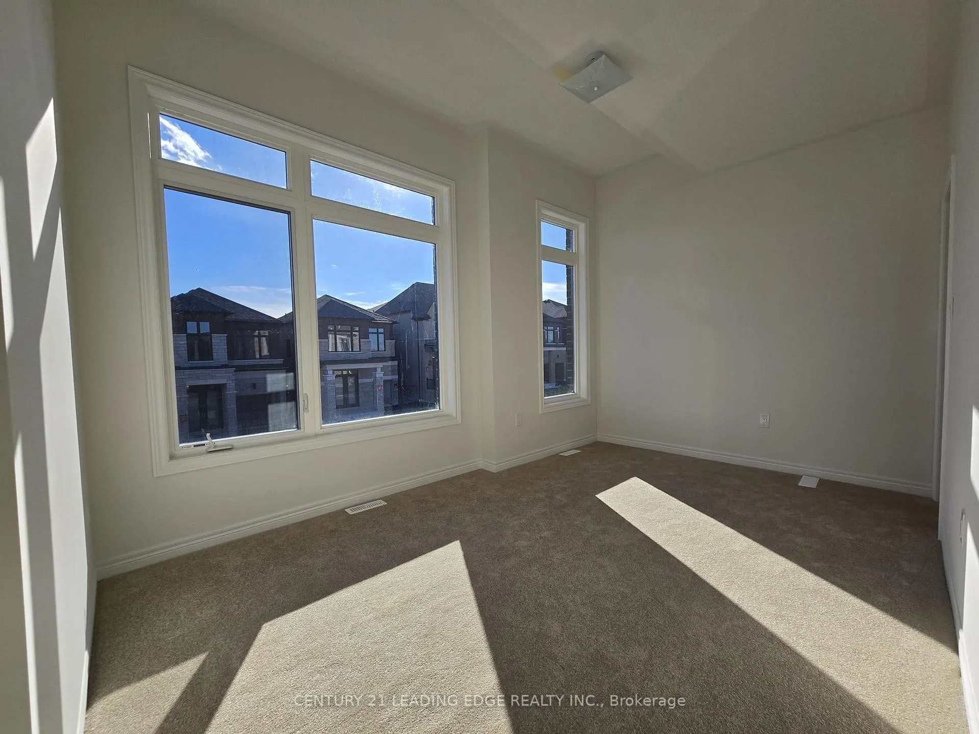 Photo 24 of 1826 Irish Moss Square, Pickering, Rural Pickering — HOMEH