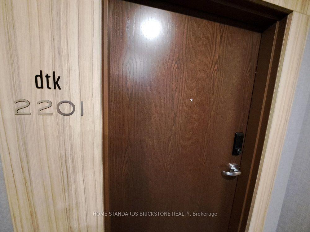 Photo 2 of Unit 2201, 60 Frederick Street, Kitchener, Civic Centre — HOMEH