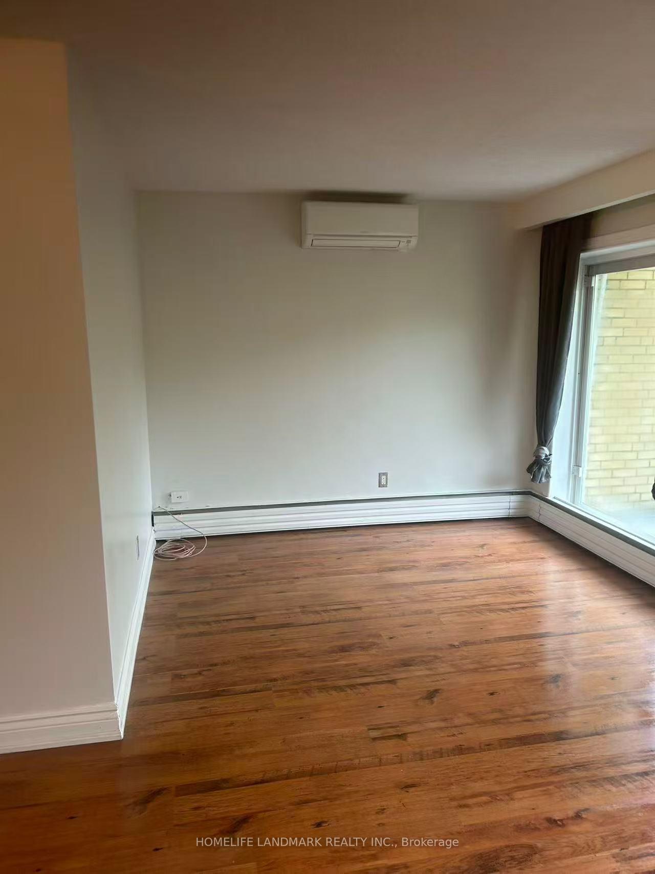 Photo 7 of Unit Upper, 213 Kenilworth Avenue, Toronto, The Beaches — HOMEH