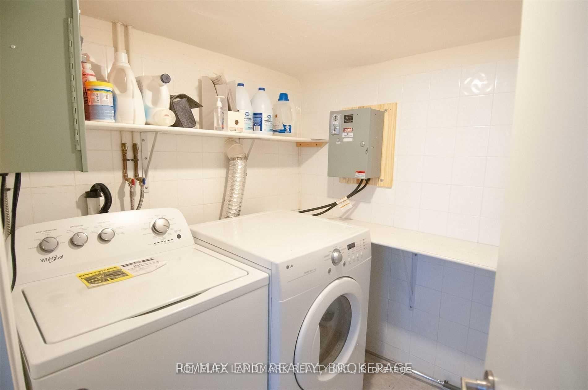 Photo 18 of Unit Upper, 213 Kenilworth Avenue, Toronto, The Beaches — HOMEH