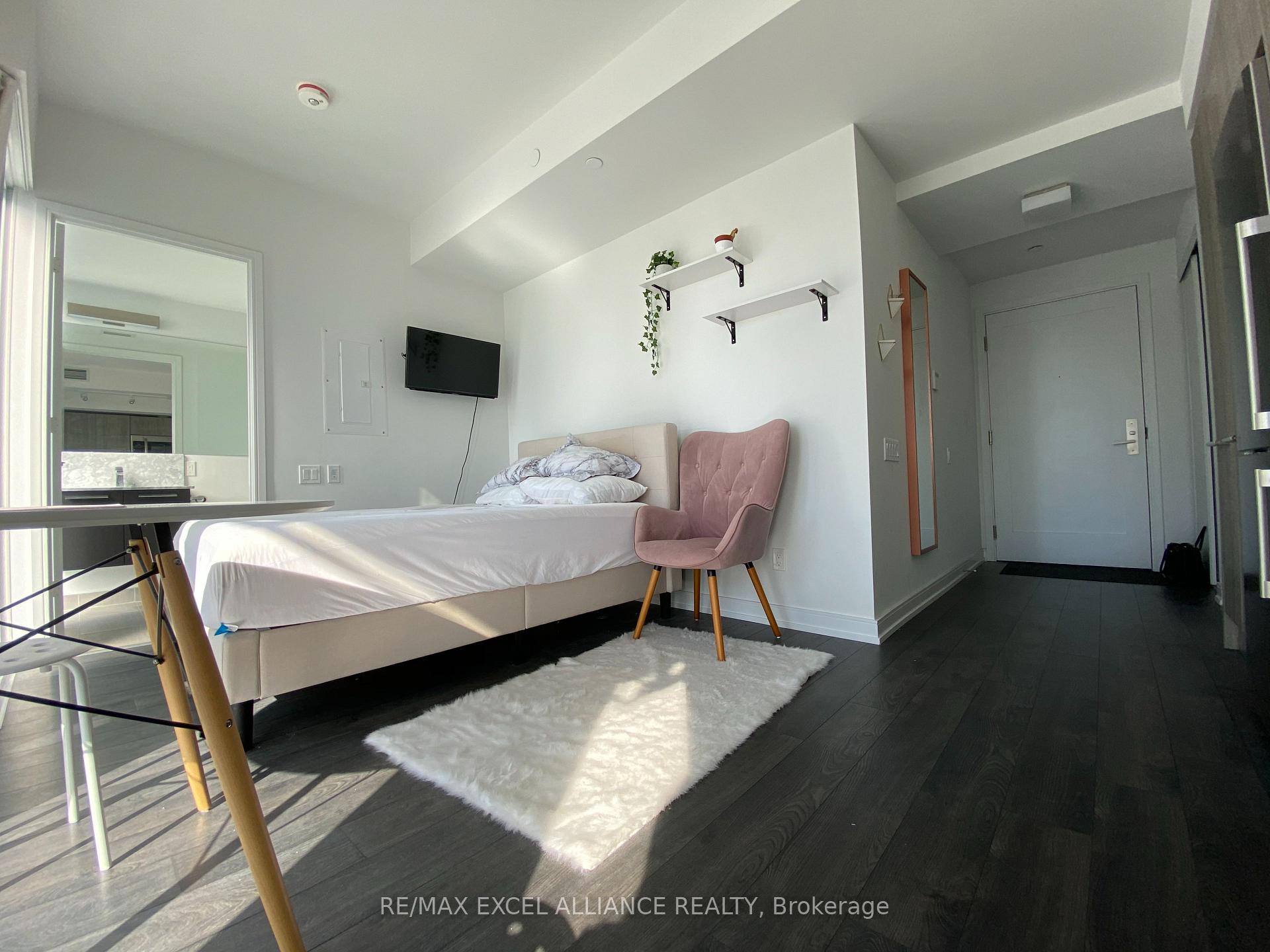 Photo 2 of Unit 2601, 28 Wellesley Street E, Toronto, Church-Yonge Corridor — HOMEH