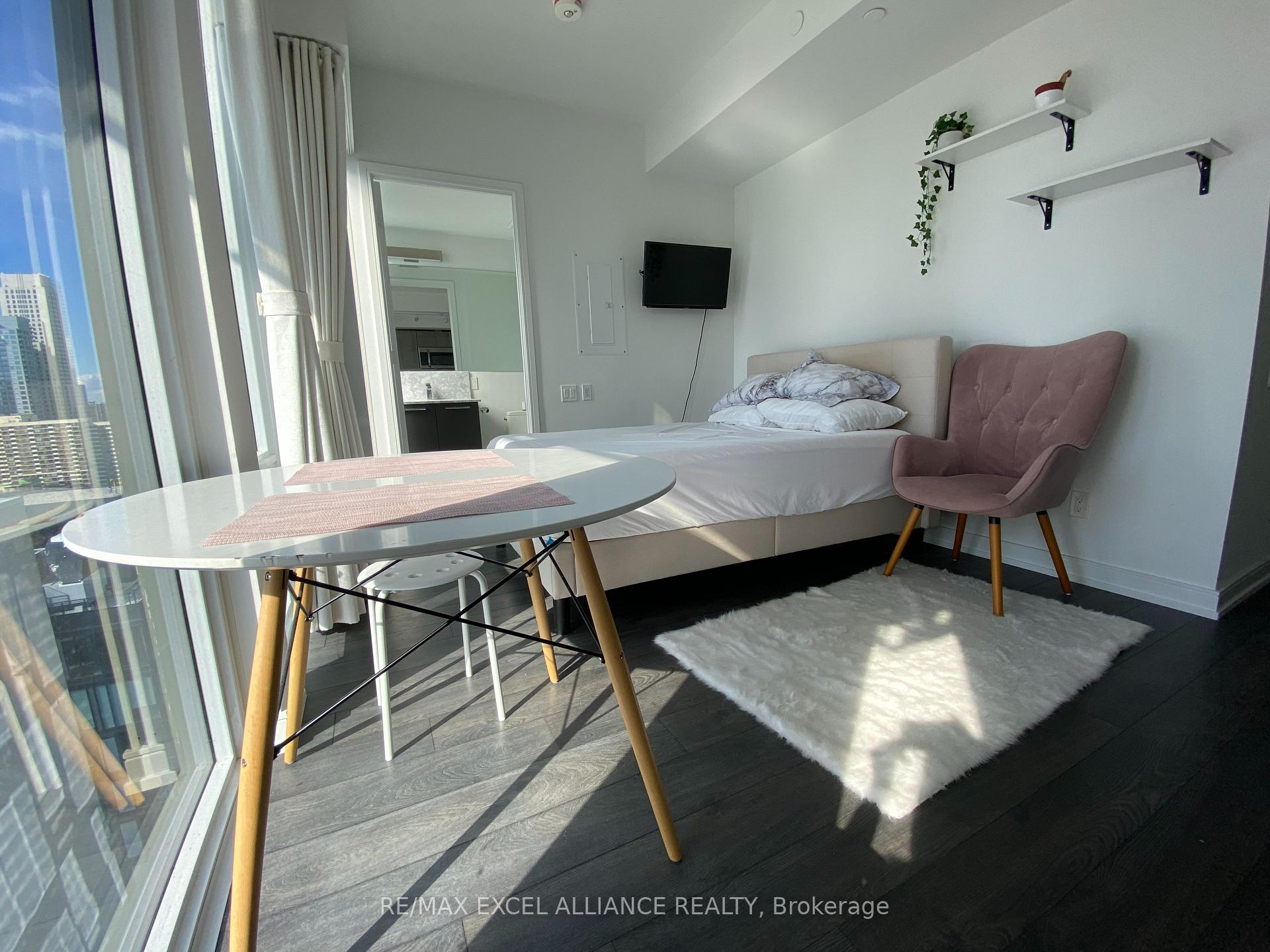 Photo 9 of Unit 2601, 28 Wellesley Street E, Toronto, Church-Yonge Corridor — HOMEH