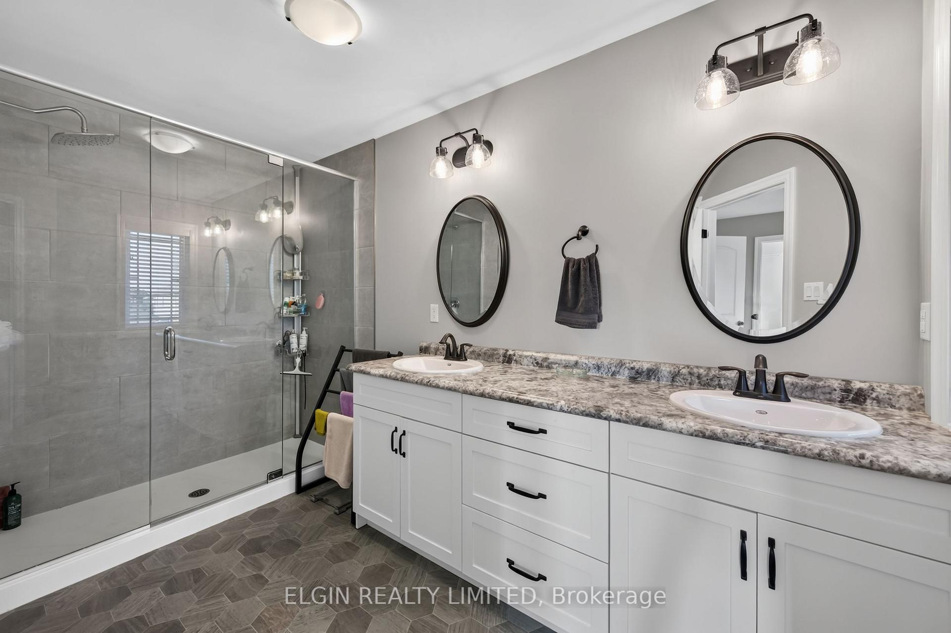 Photo 23 of 14 Muirfield Drive, St. Thomas — HOMEH