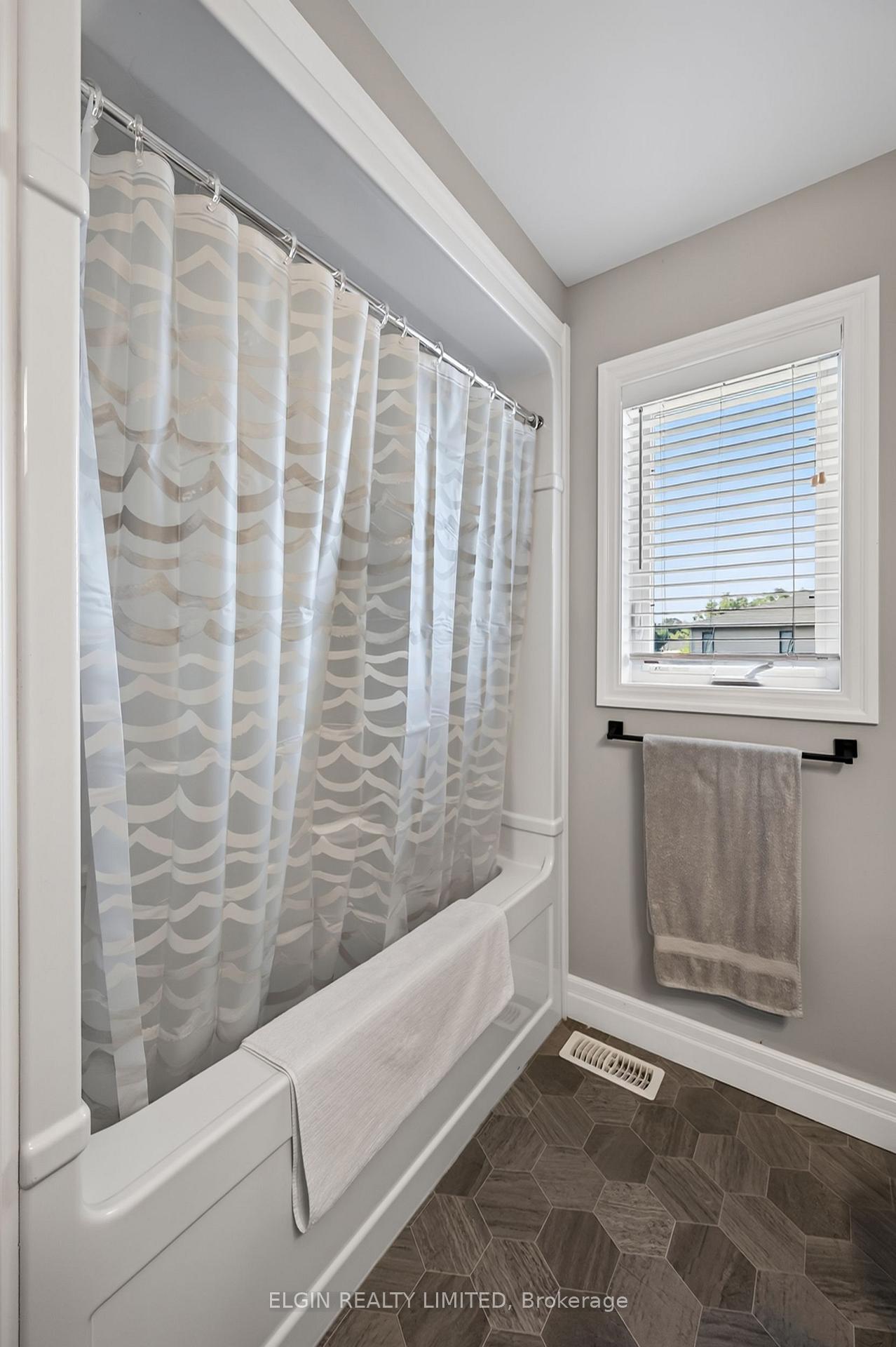 Photo 32 of 14 Muirfield Drive, St. Thomas — HOMEH