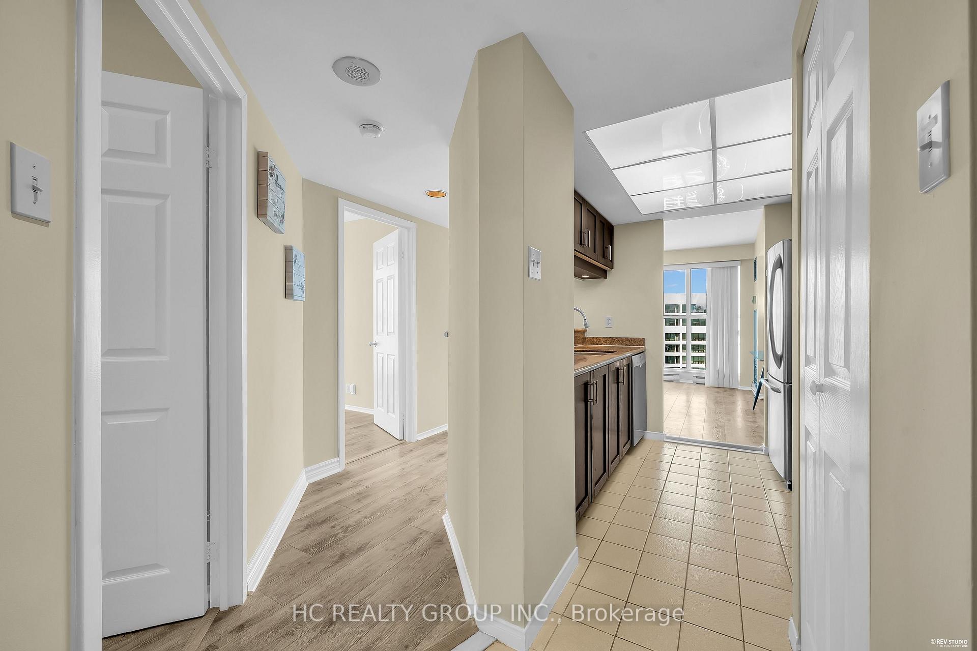 Photo 34 of Unit 3902, 99 Harbour Square, Toronto, Waterfront Communities — HOMEH