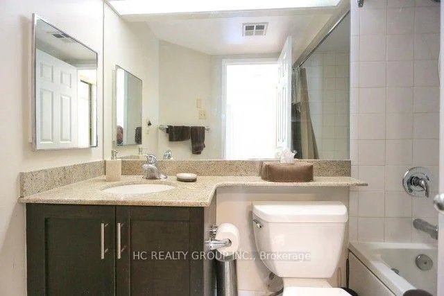 Photo 6 of Unit 3902, 99 Harbour Square, Toronto, Waterfront Communities — HOMEH